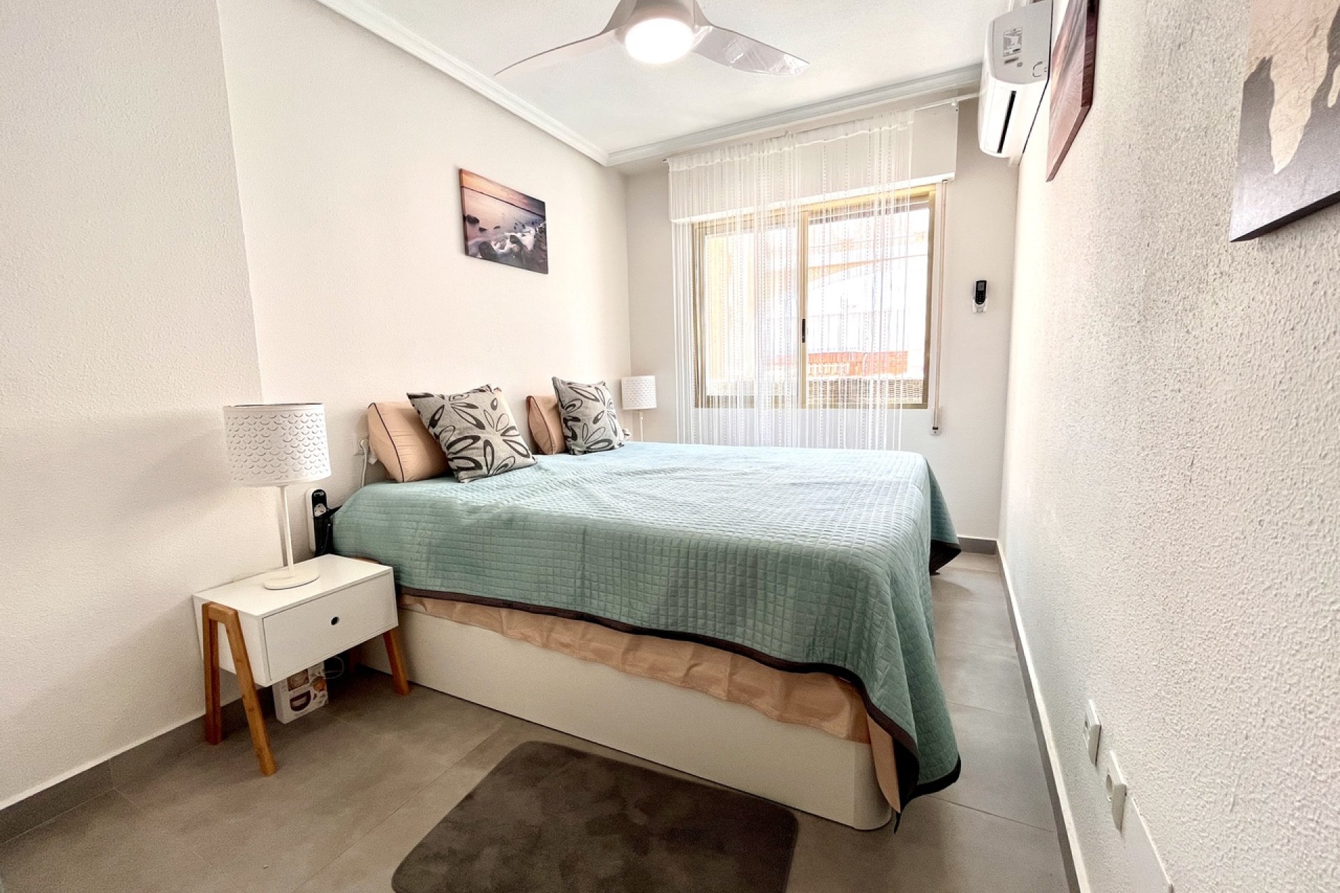 Használt Ingatlanok - Tetőtéri lakás -
Torrevieja - Costa Blanca