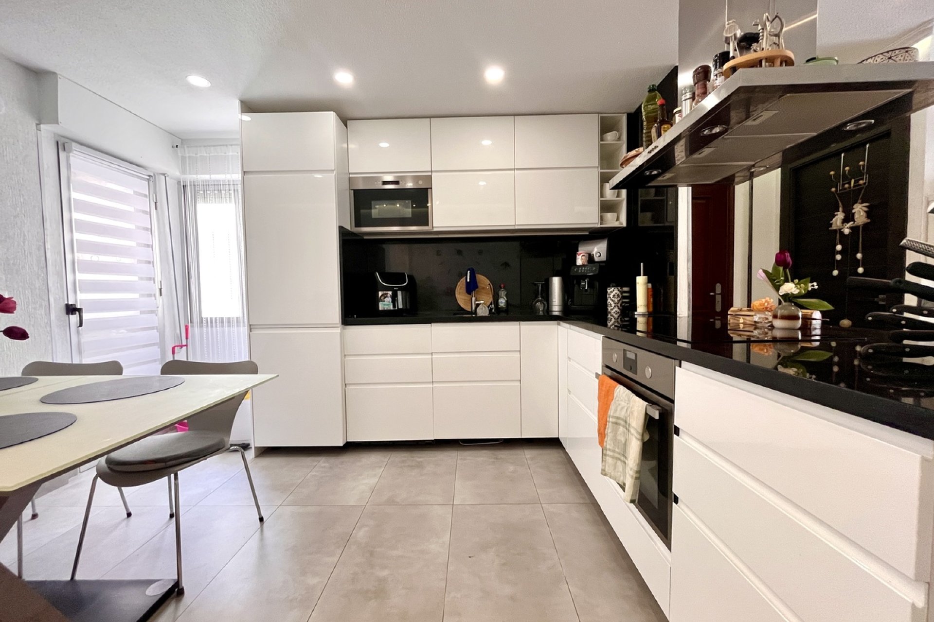 Használt Ingatlanok - Tetőtéri lakás -
Torrevieja - Costa Blanca