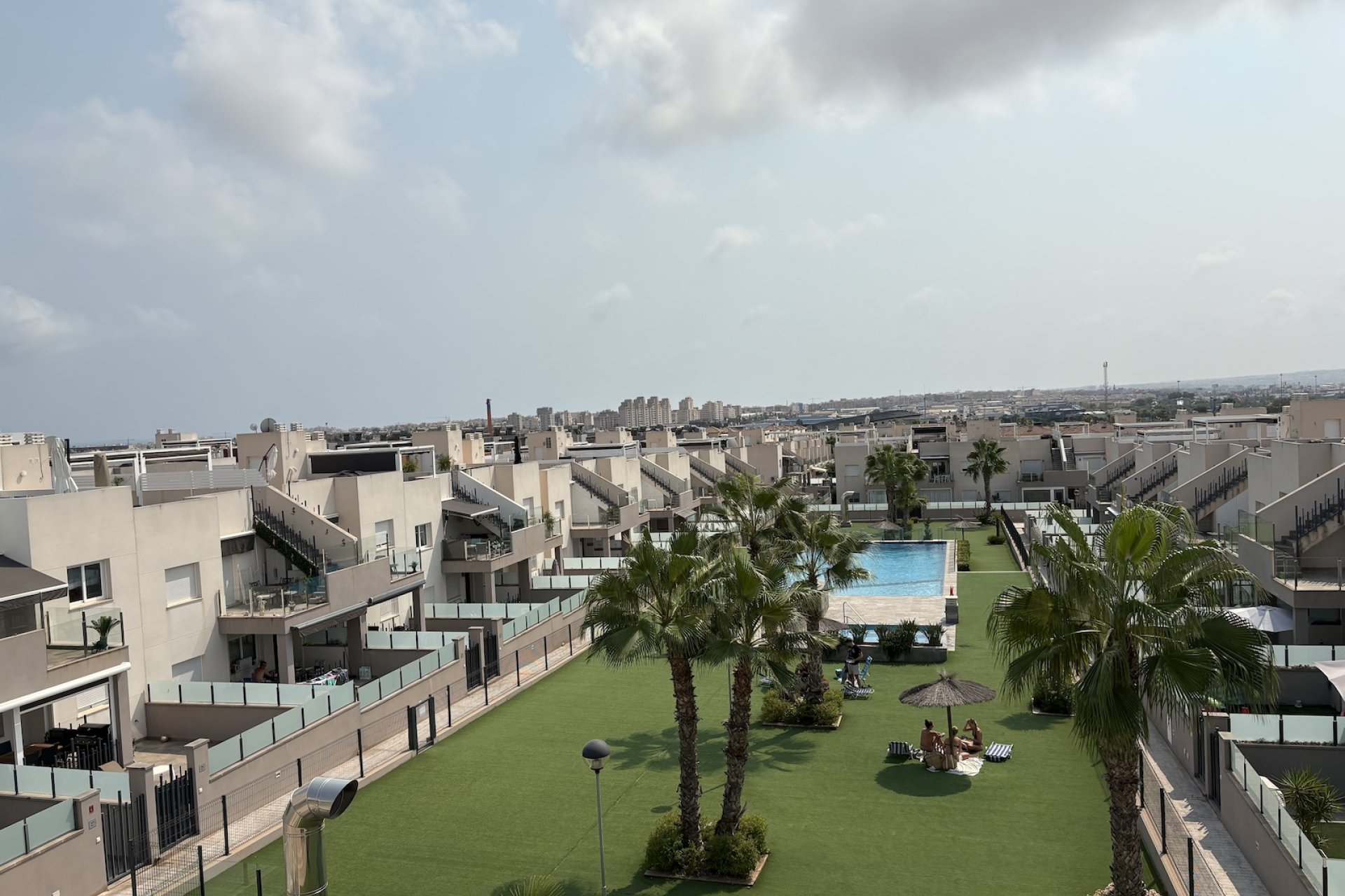 Használt Ingatlanok - Tetőtéri lakás -
Torrevieja - Costa Blanca