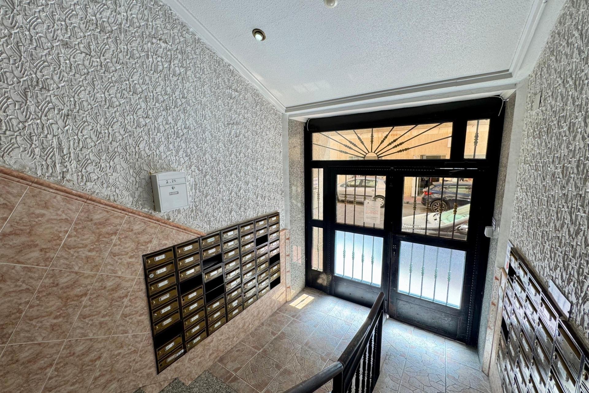 Használt Ingatlanok - Tetőtéri lakás -
Torrevieja - Costa Blanca