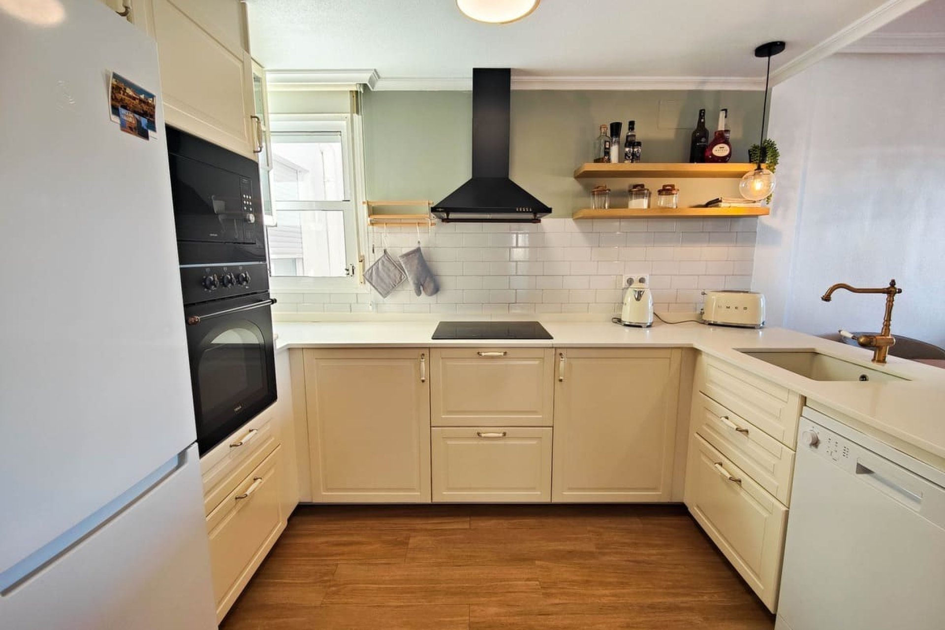 Használt Ingatlanok - Tetőtéri lakás -
Torrevieja - Costa Blanca