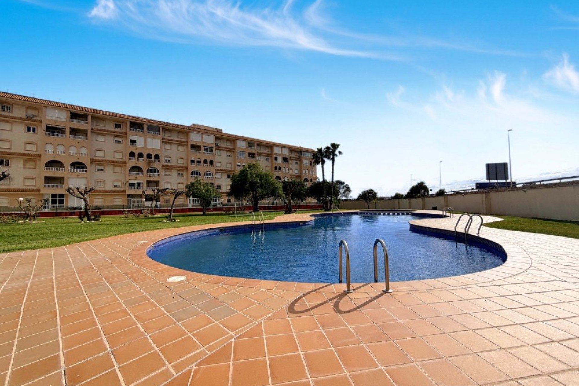 Használt Ingatlanok - Tetőtéri lakás -
Torrevieja - Costa Blanca