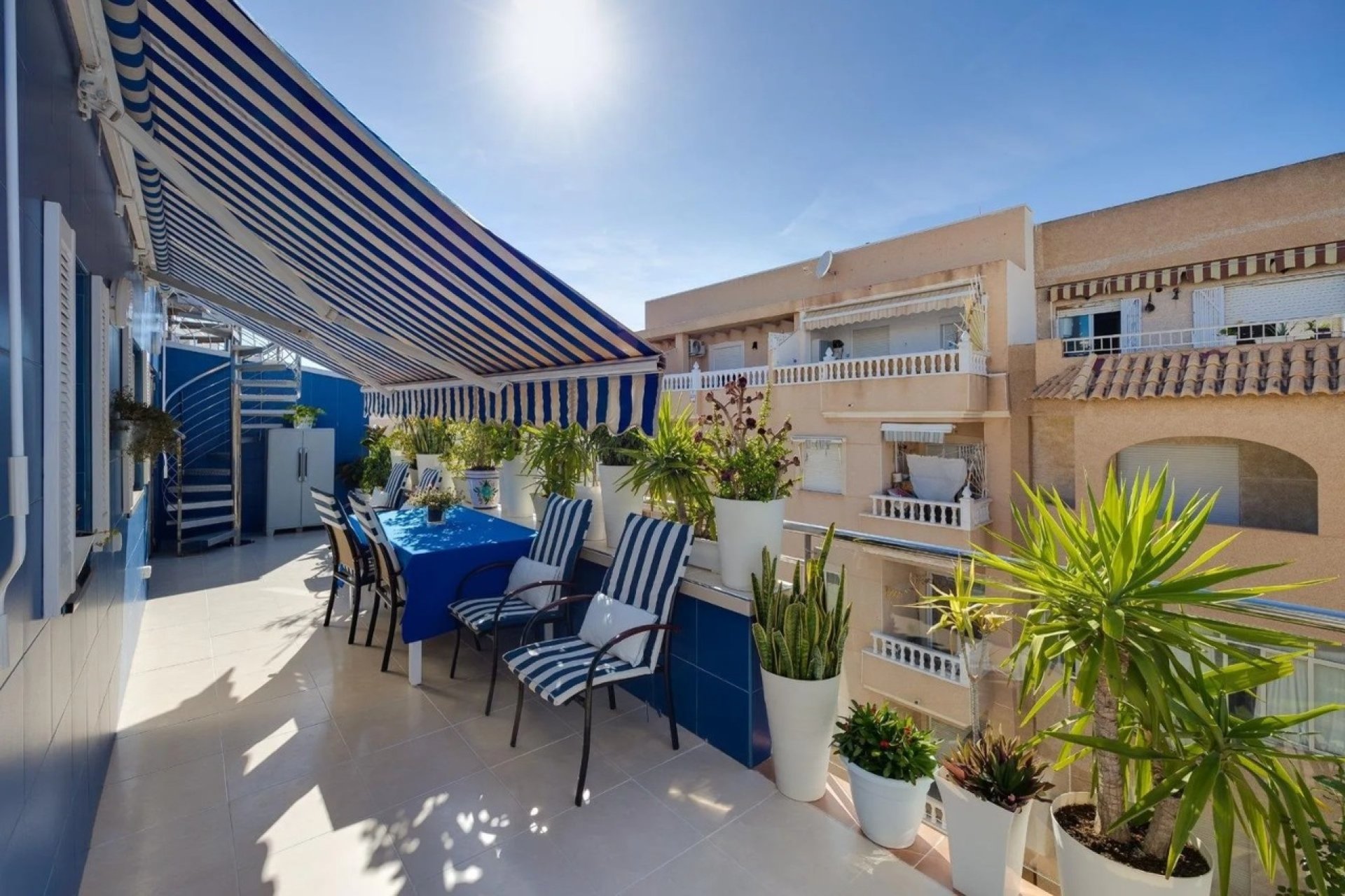 Használt Ingatlanok - Tetőtéri lakás -
Torrevieja - Costa Blanca