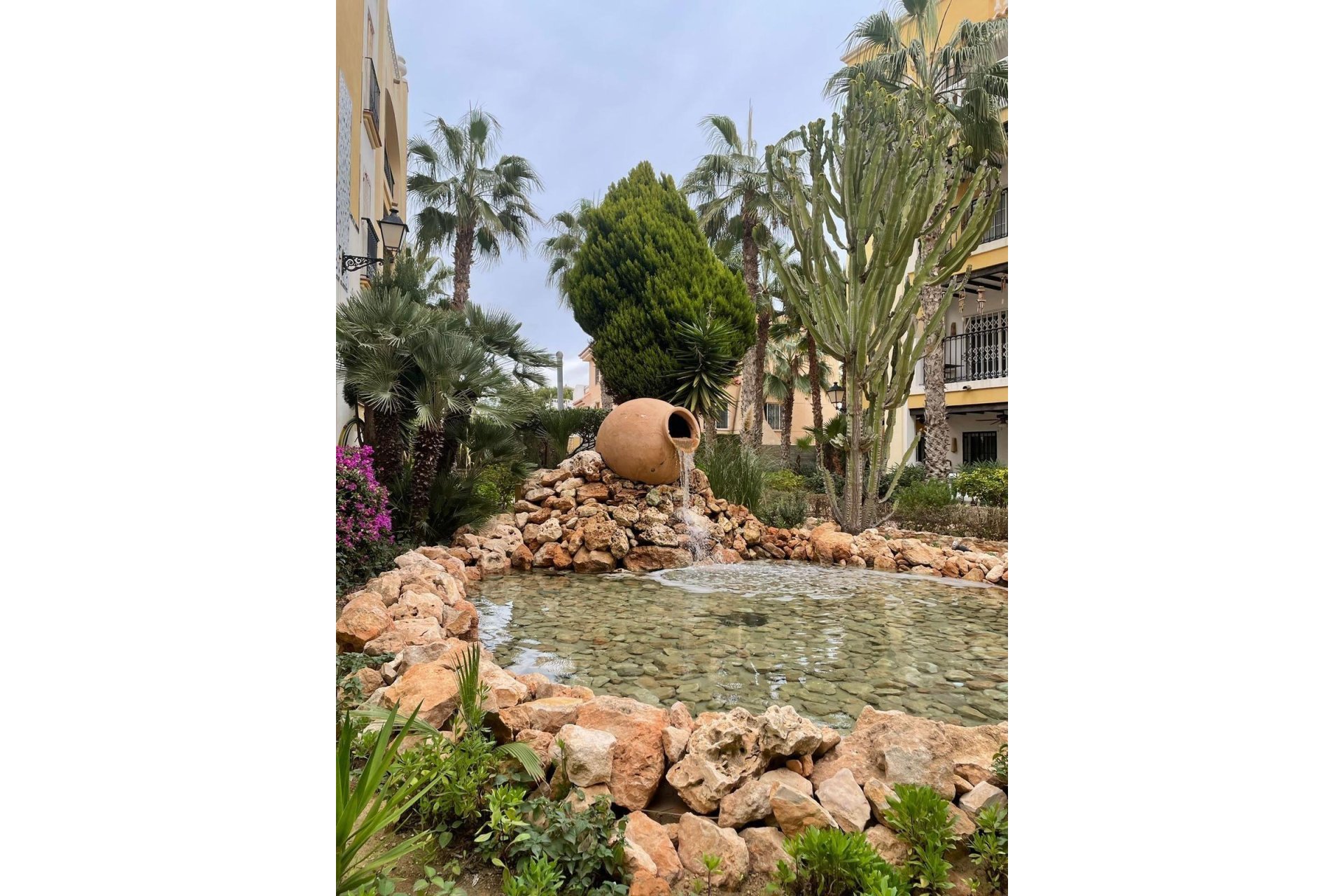 Használt Ingatlanok - Tetőtéri lakás -
Torrevieja - Los Frutales