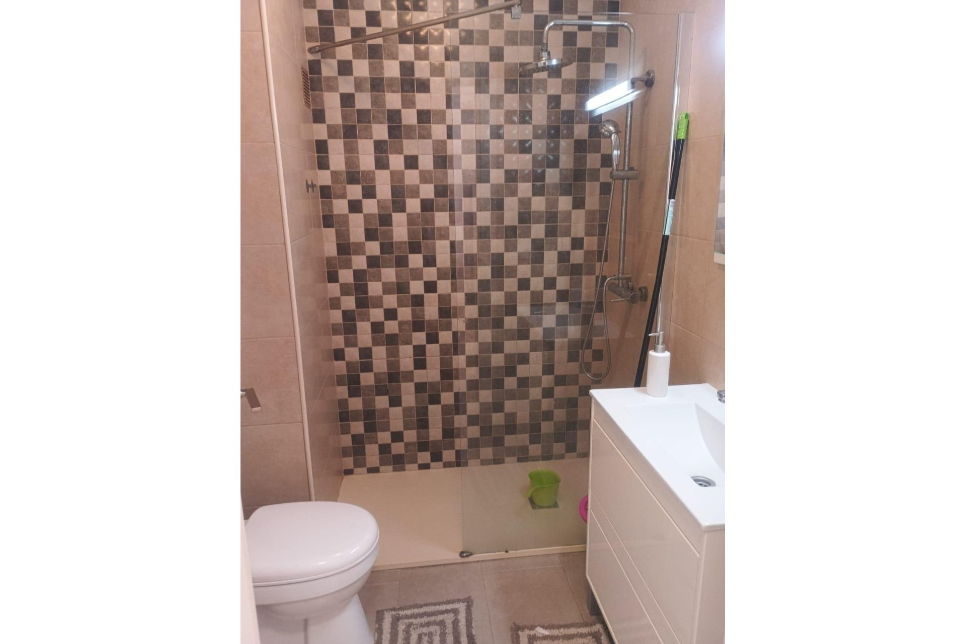 Használt Ingatlanok - Tetőtéri lakás -
Torrevieja - Playa del Cura