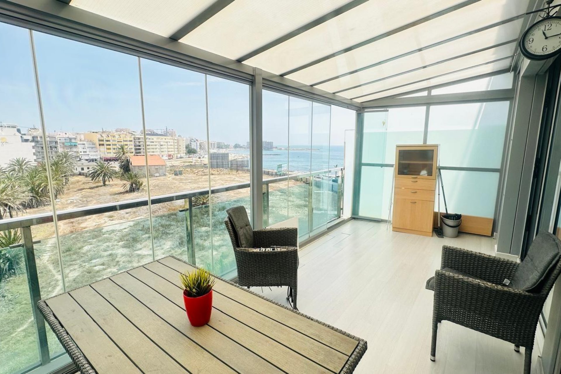 Használt Ingatlanok - Tetőtéri lakás -
Torrevieja - Playa del Cura
