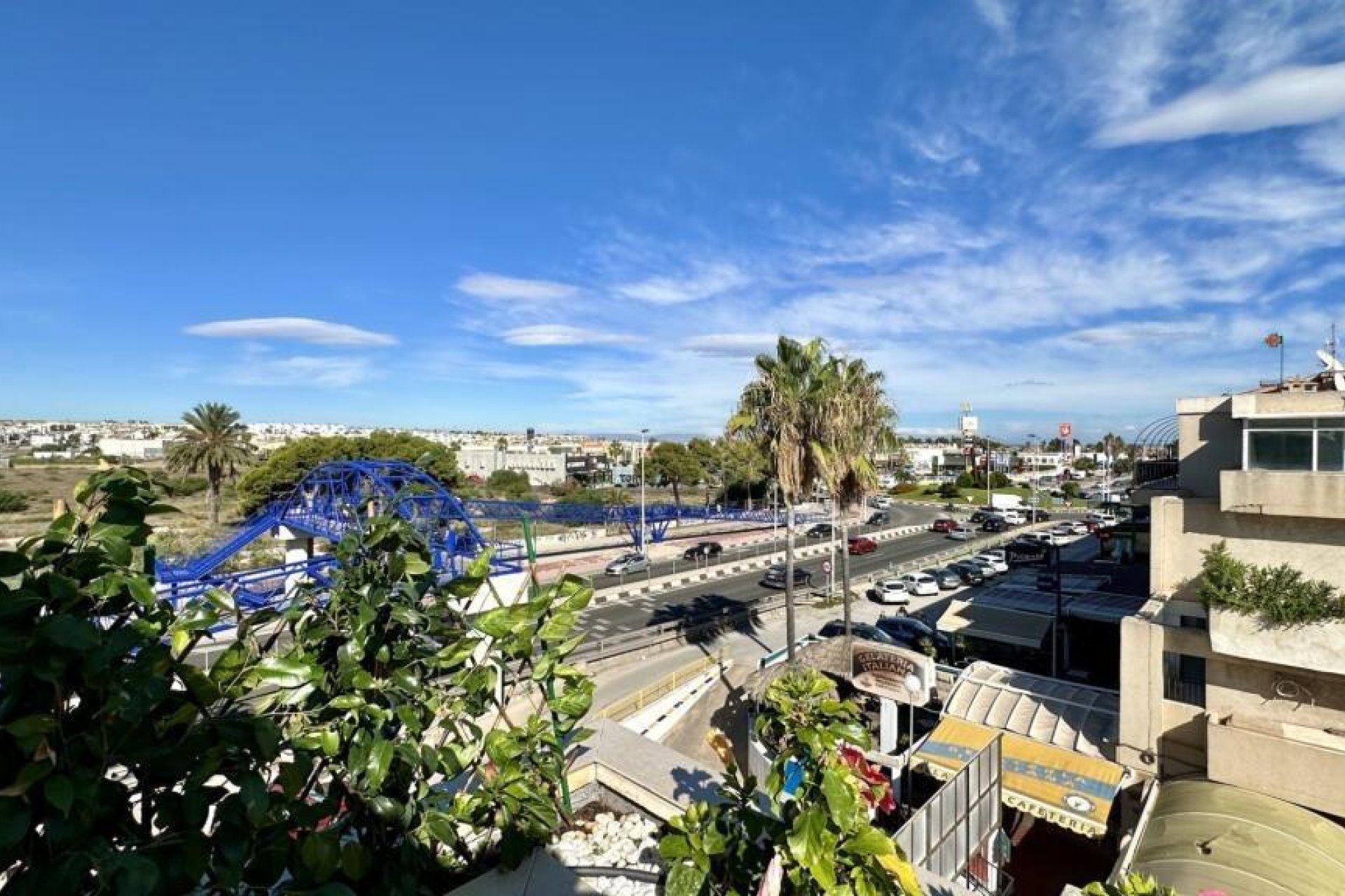 Használt Ingatlanok - Tetőtéri lakás -
Torrevieja - Punta Prima