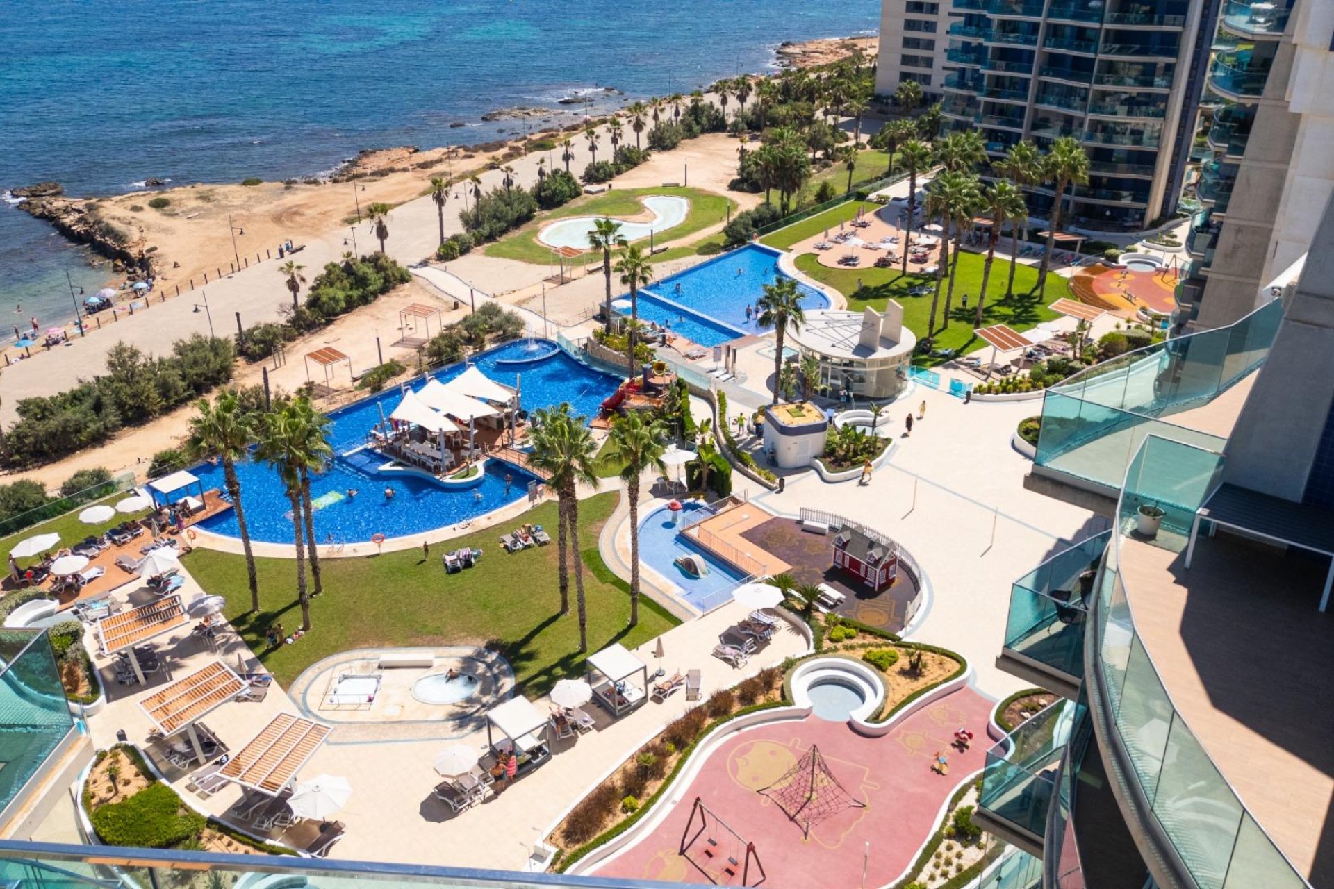 Használt Ingatlanok - Tetőtéri lakás -
Torrevieja - Punta Prima