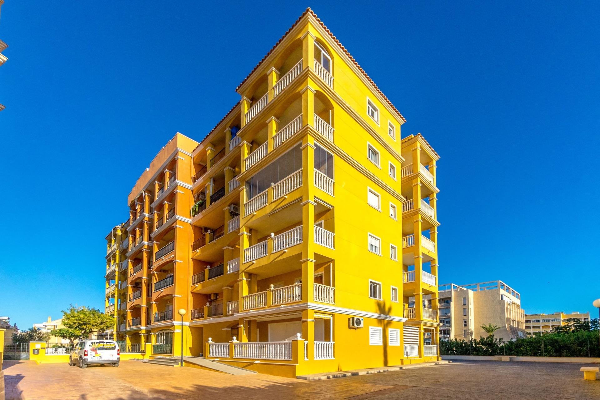 Használt Ingatlanok - Tetőtéri lakás -
Torrevieja - Torreblanca