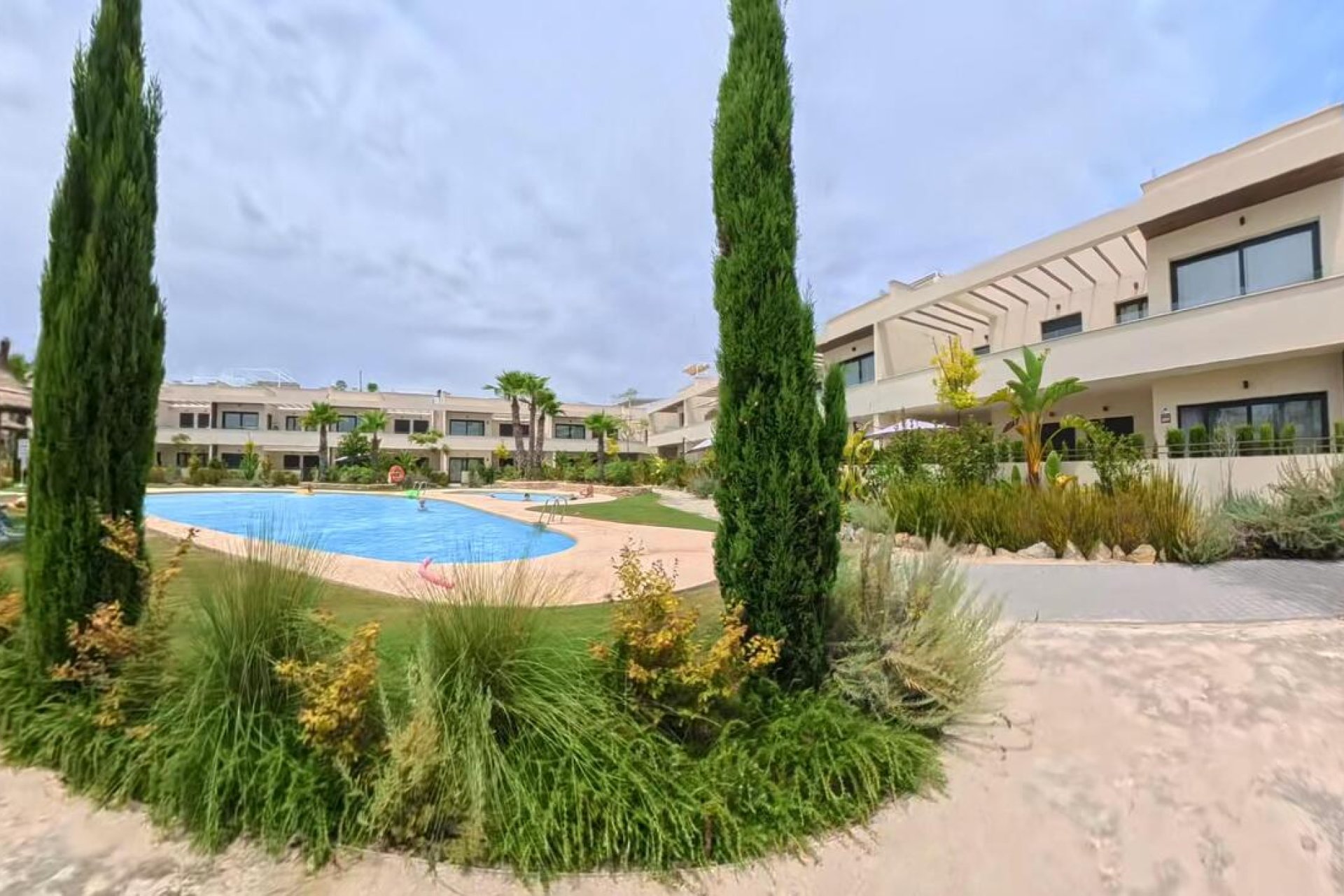 Használt Ingatlanok - Tetőtéri lakás -
Torrevieja