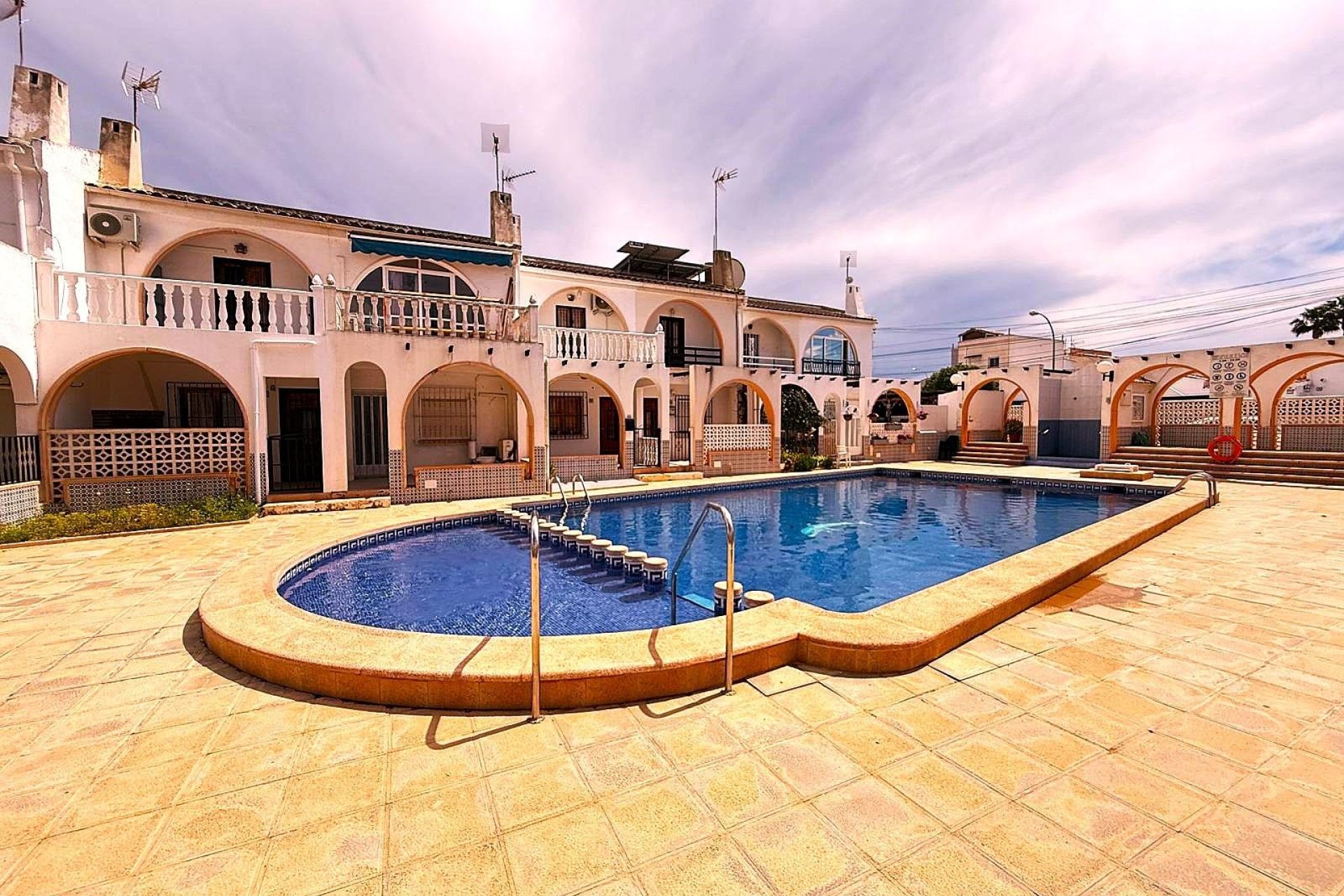 Használt Ingatlanok - Town House -
Torrevieja - El Chaparral