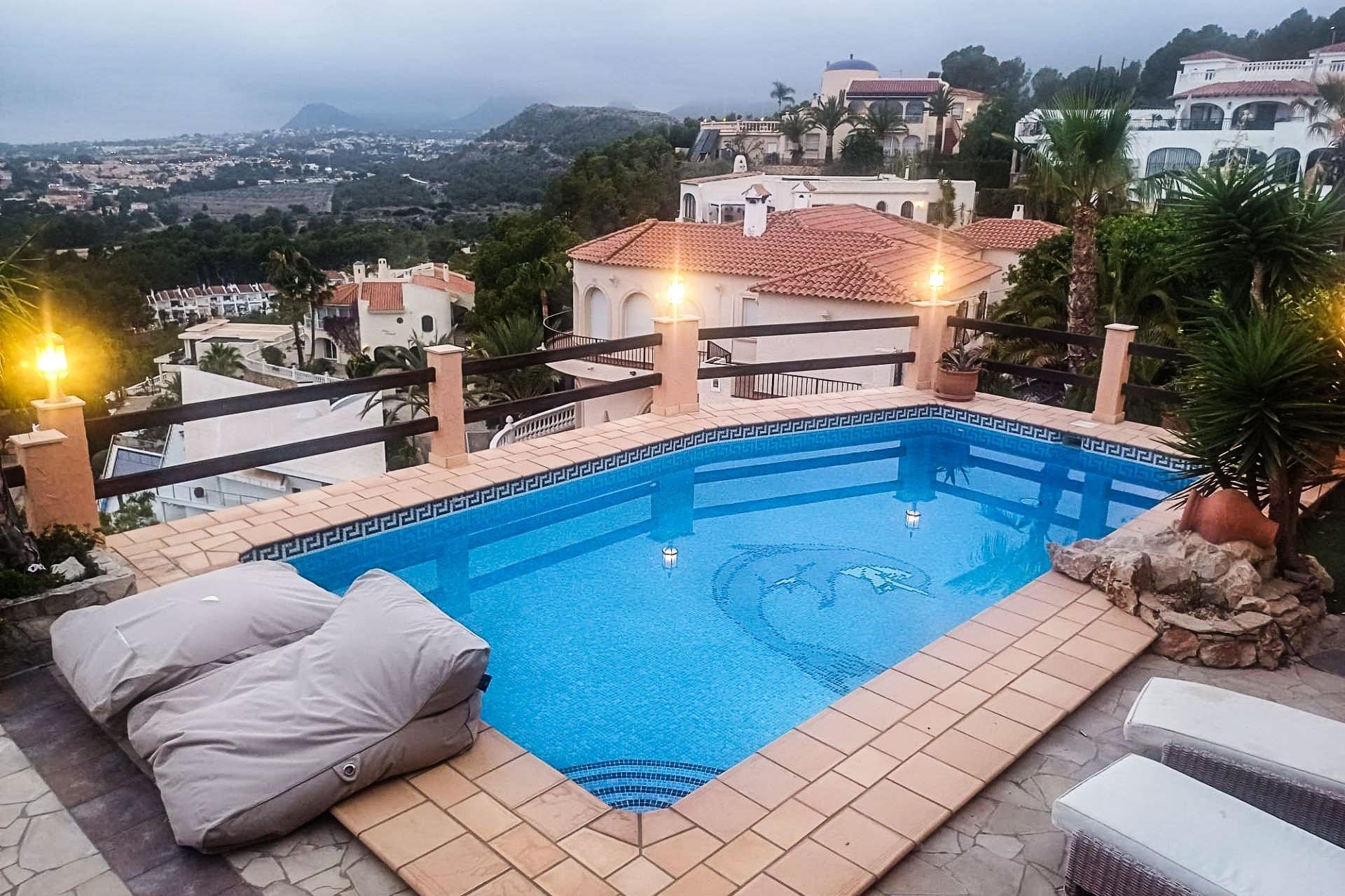 Használt Ingatlanok - Villa -
Alfas del Pí - Costa Blanca