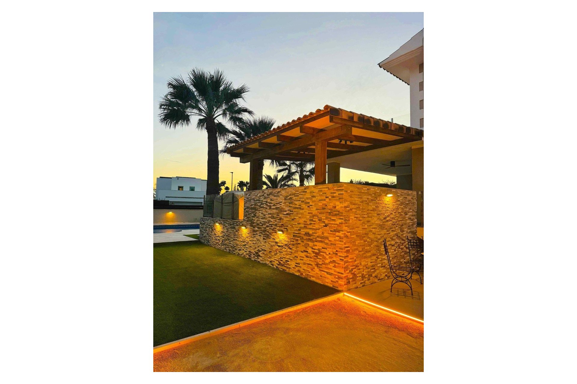 Használt Ingatlanok - Villa -
Alfas del Pí - Costa Blanca