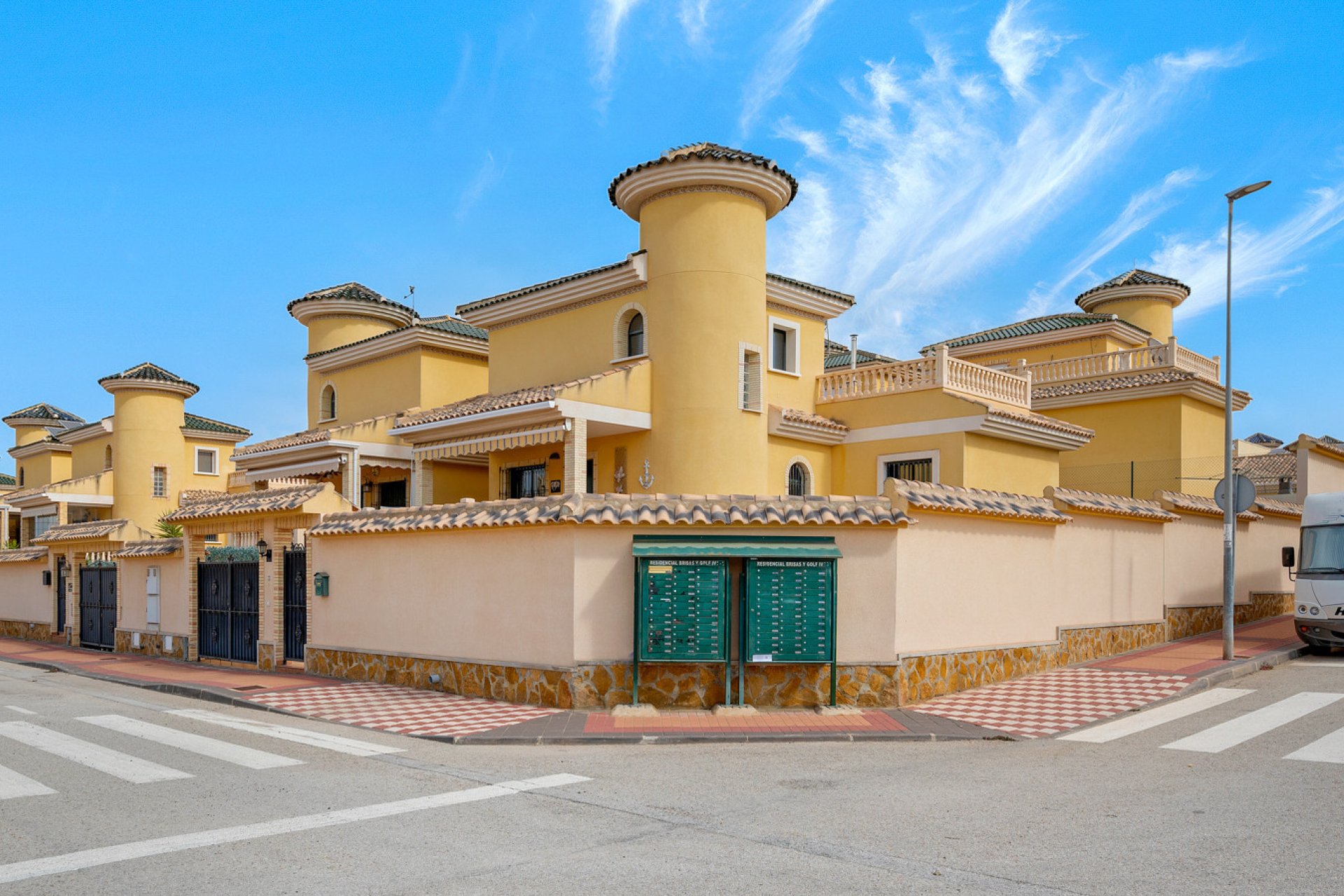 Használt Ingatlanok - Villa -
Algorfa - Inland