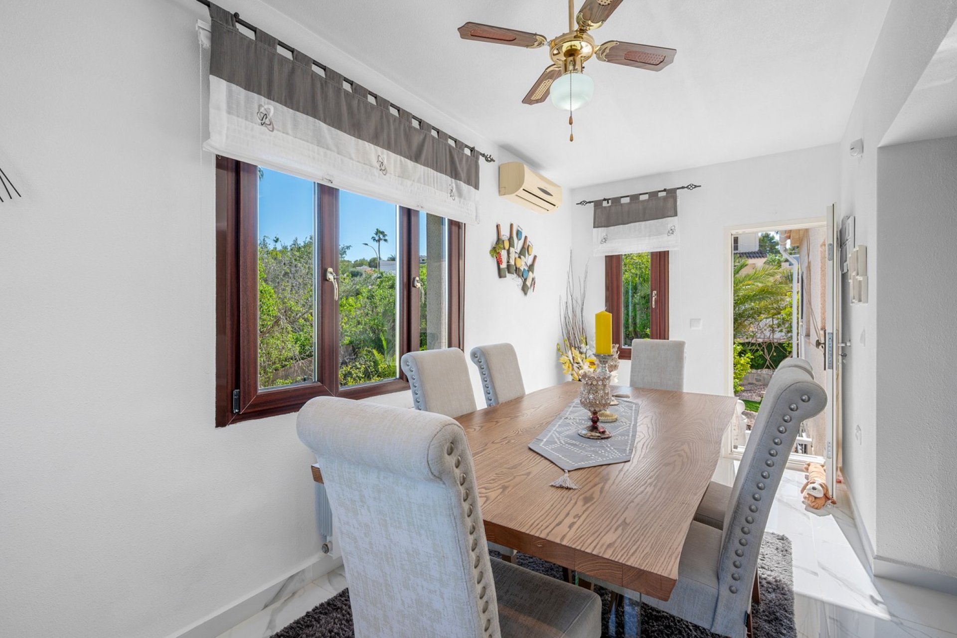 Használt Ingatlanok - Villa -
Almoradí - Inland