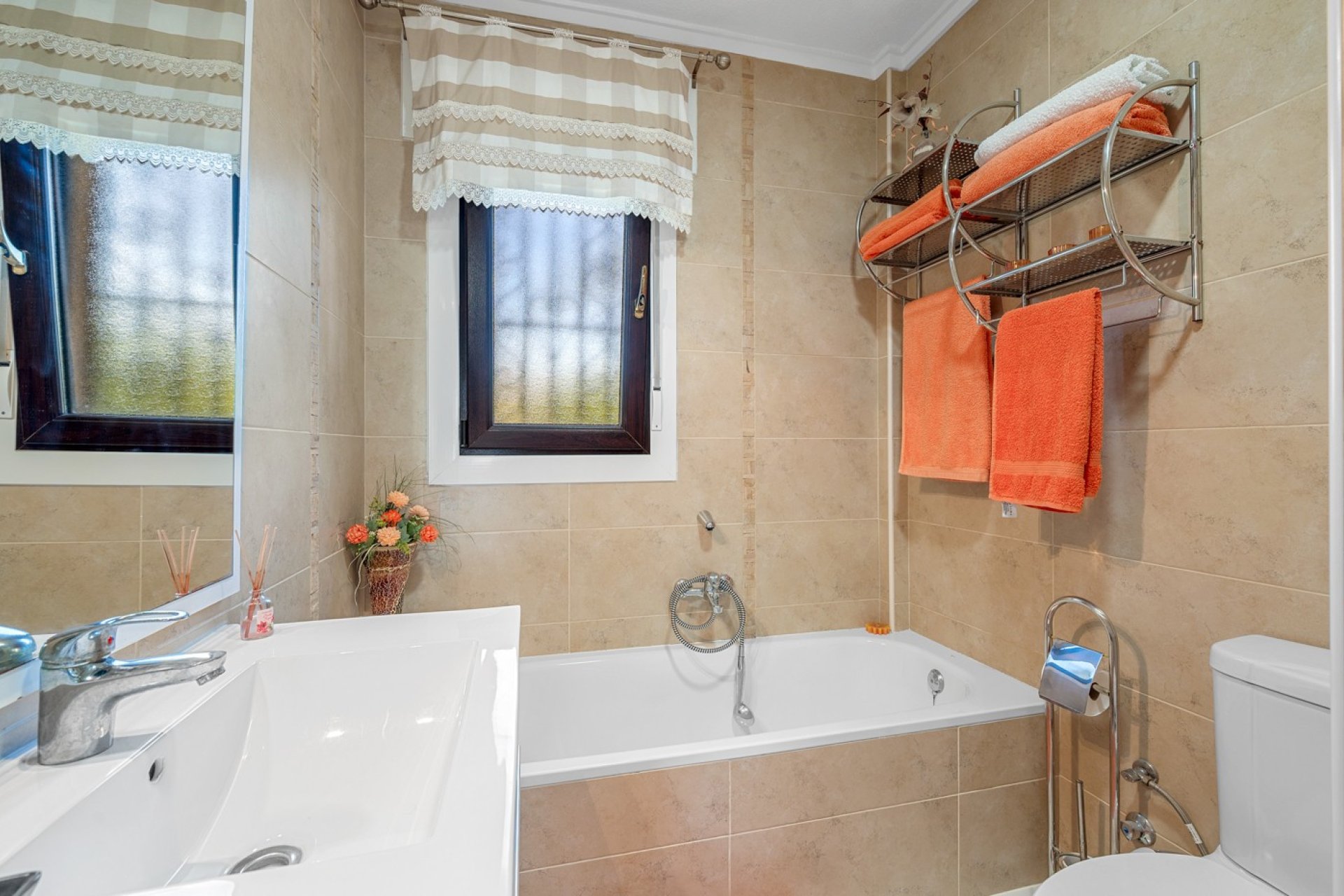 Használt Ingatlanok - Villa -
Almoradí - Inland