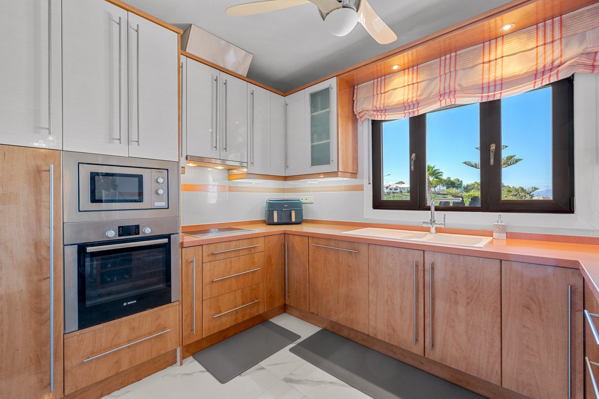 Használt Ingatlanok - Villa -
Almoradí - Inland