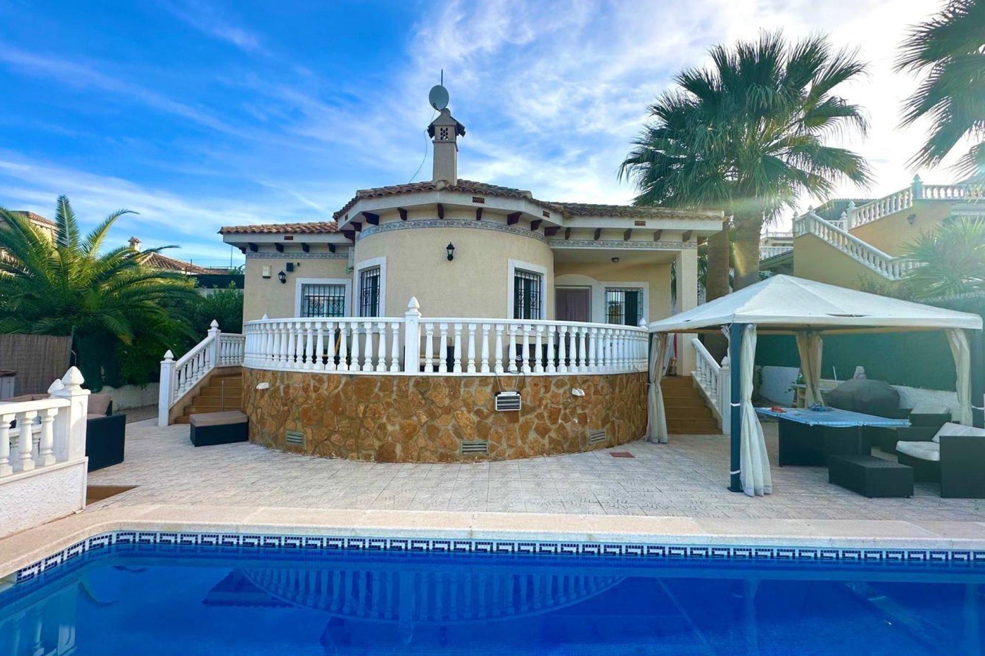 Használt Ingatlanok - Villa -
Bigastro - Comunidad Valenciana