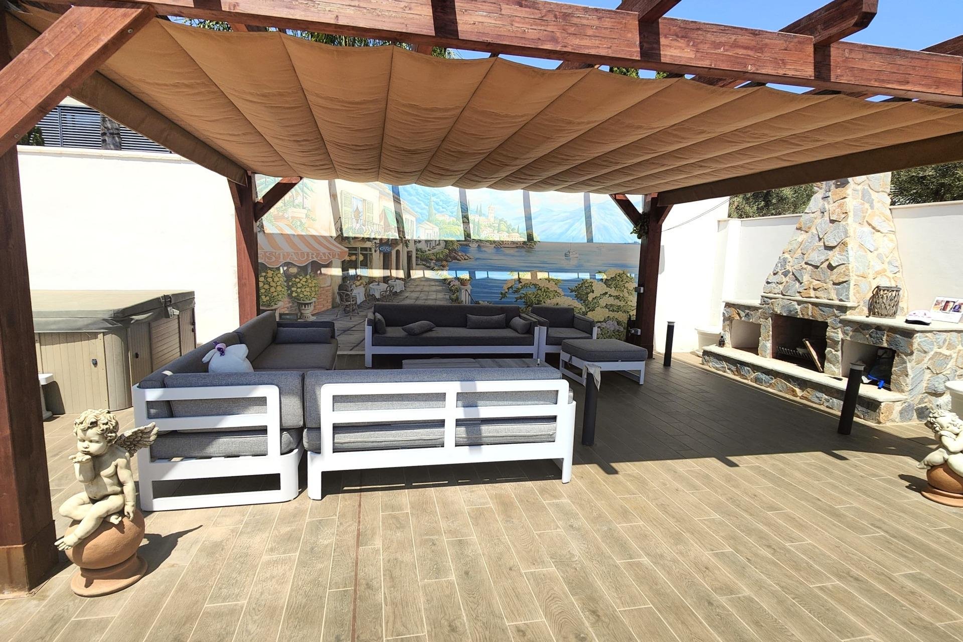 Használt Ingatlanok - Villa -
Cabo Roig - Costa Blanca