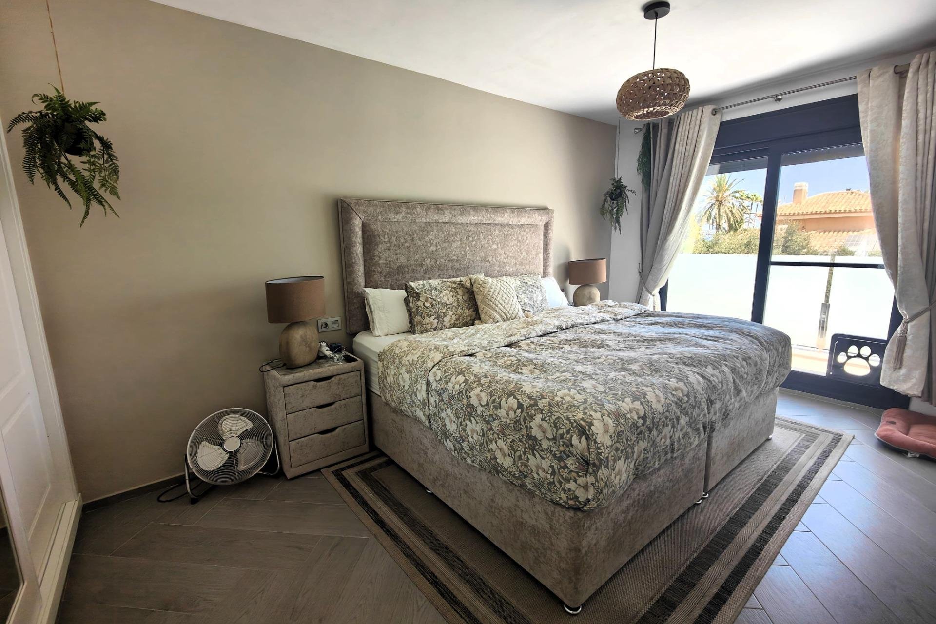 Használt Ingatlanok - Villa -
Cabo Roig - Costa Blanca