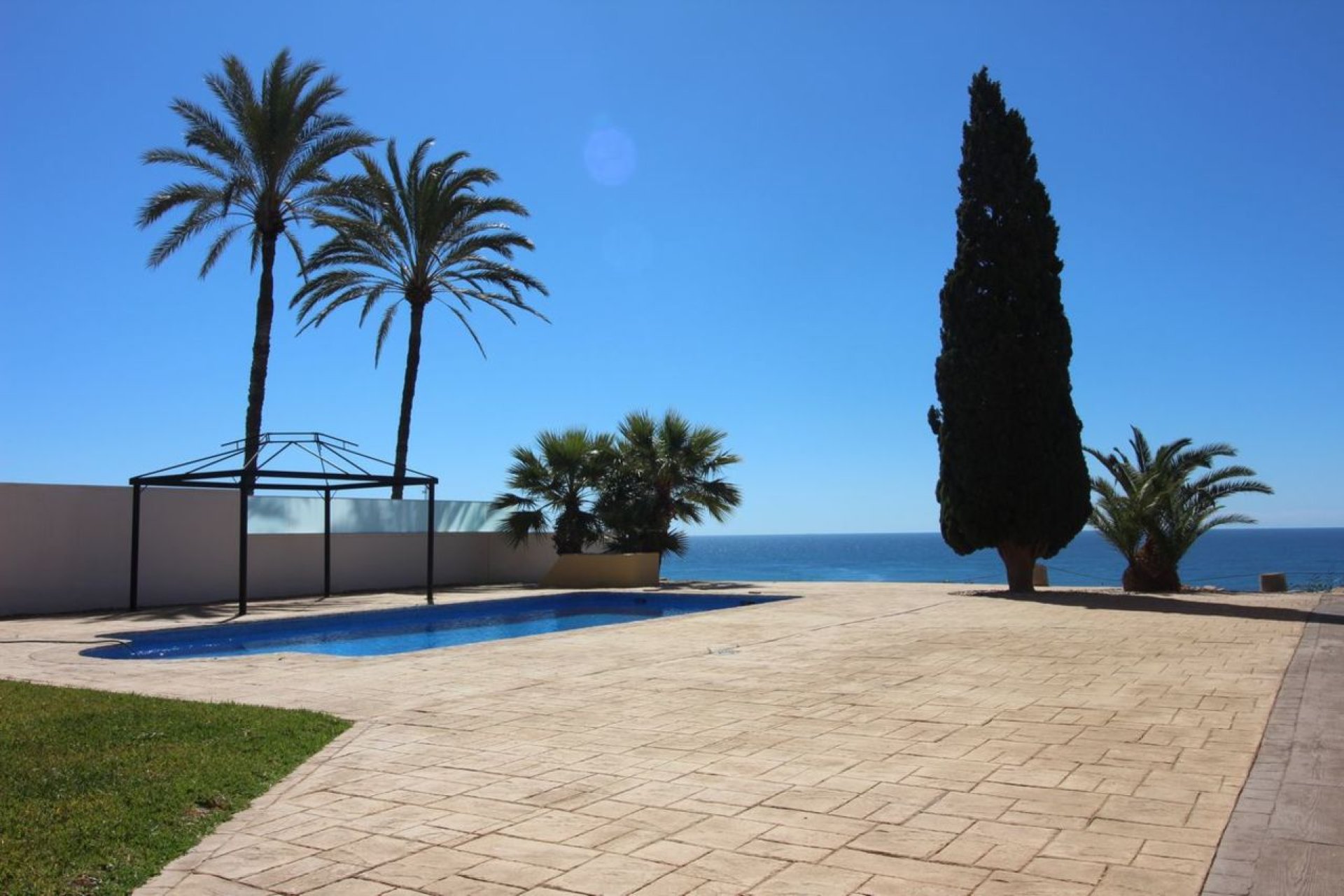 Használt Ingatlanok - Villa -
Cabo Roig - Costa Blanca