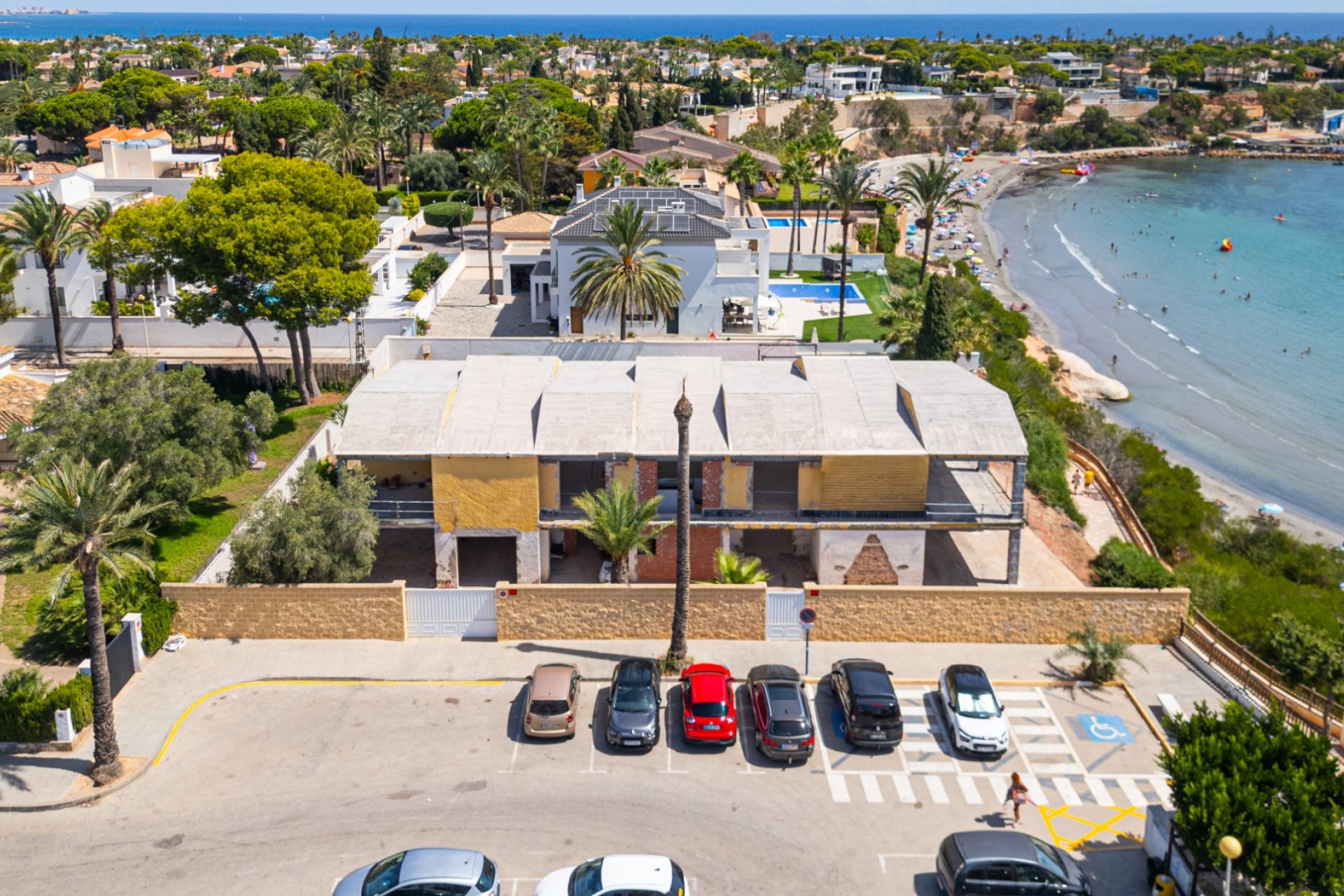 Használt Ingatlanok - Villa -
Cabo Roig - Costa Blanca