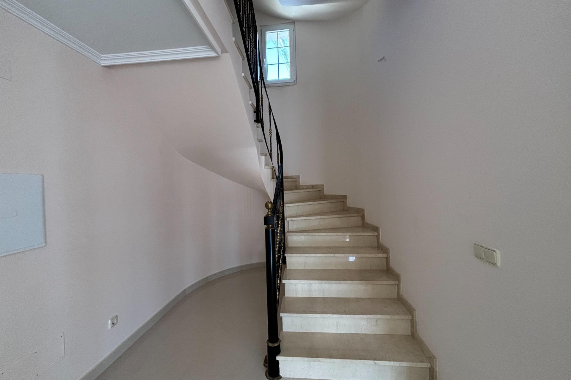 Használt Ingatlanok - Villa -
Cabo Roig - Costa Blanca