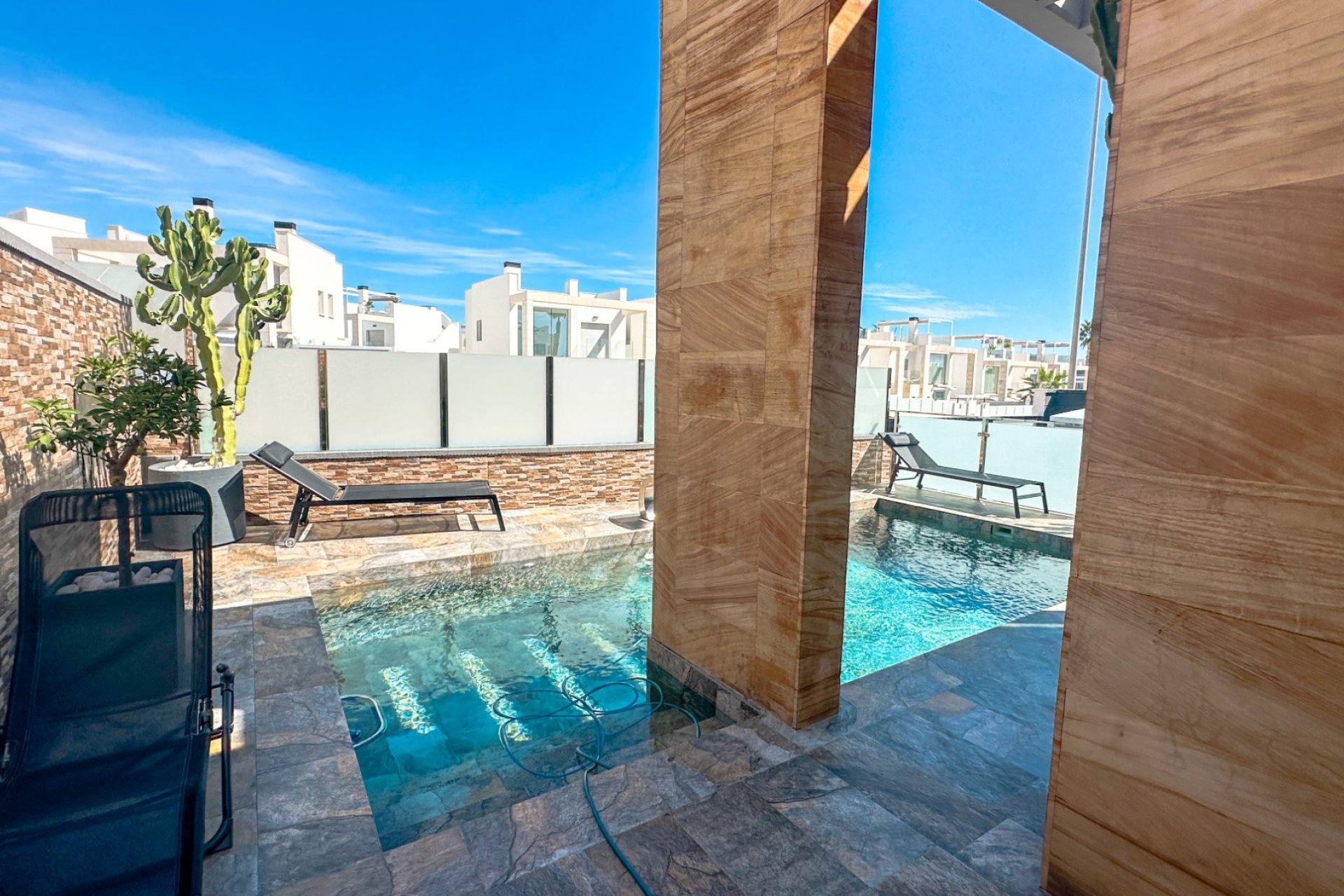 Használt Ingatlanok - Villa -
Cabo Roig - Costa Blanca