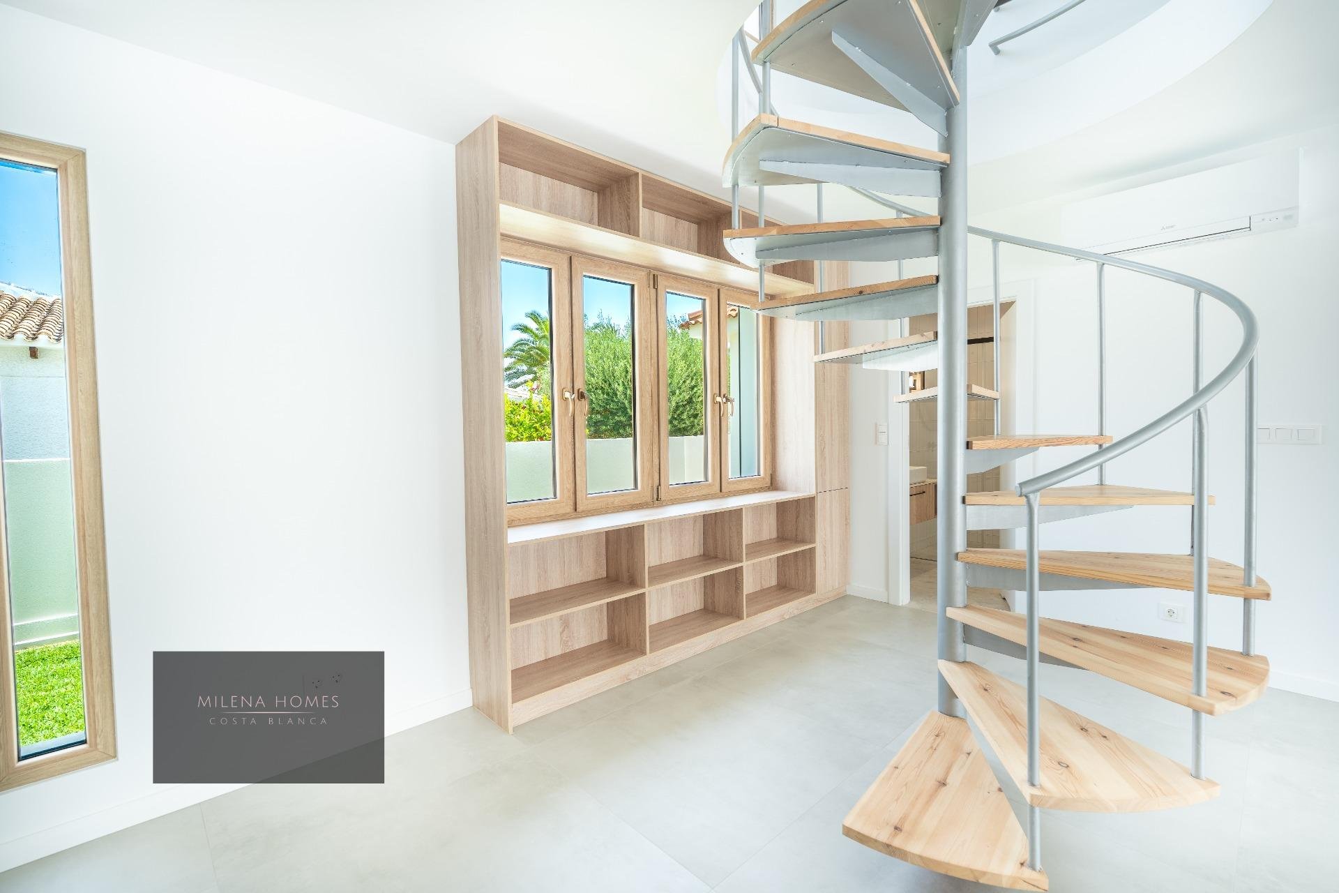 Használt Ingatlanok - Villa -
Cabo Roig