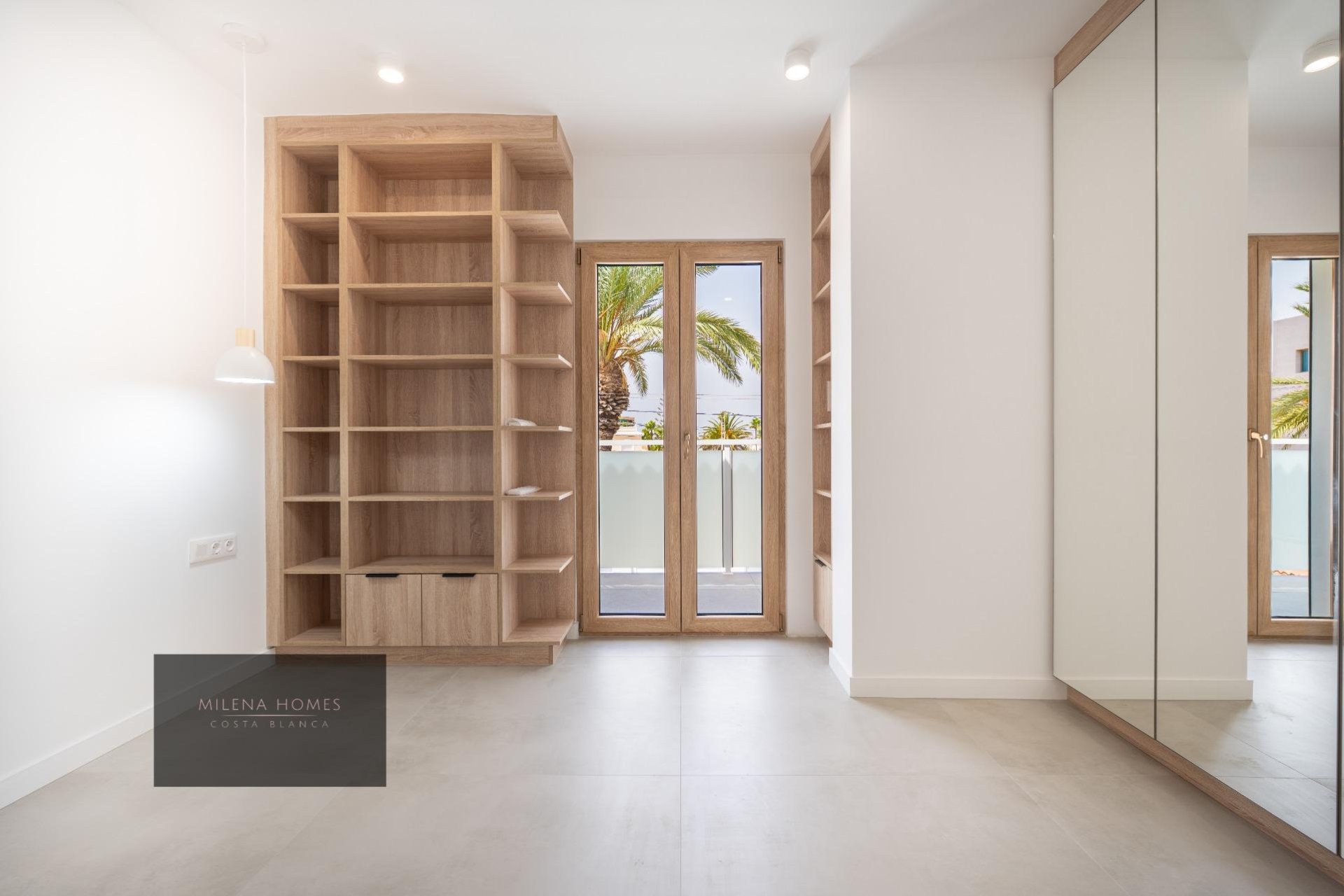 Használt Ingatlanok - Villa -
Cabo Roig