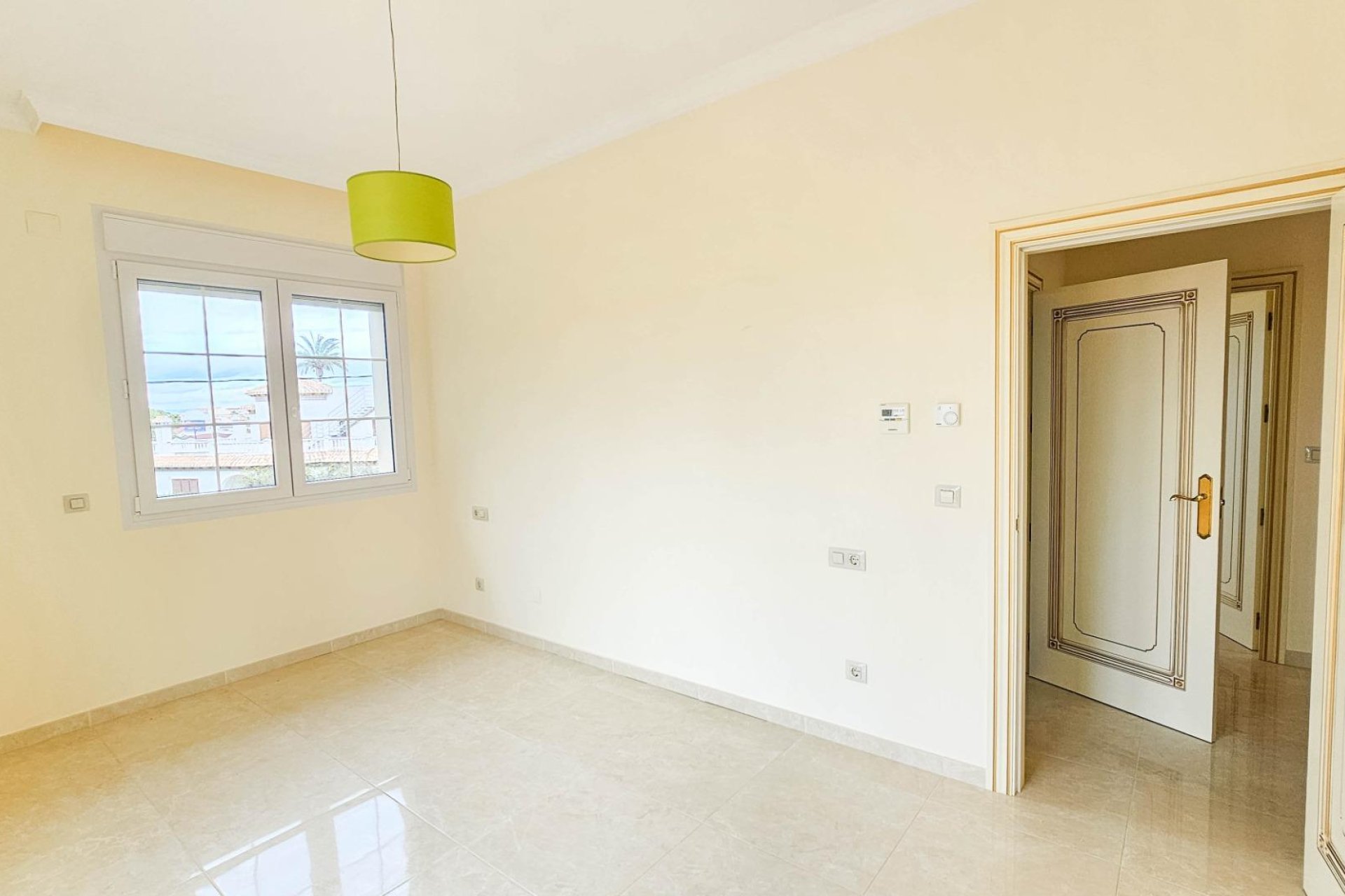 Használt Ingatlanok - Villa -
Cabo Roig