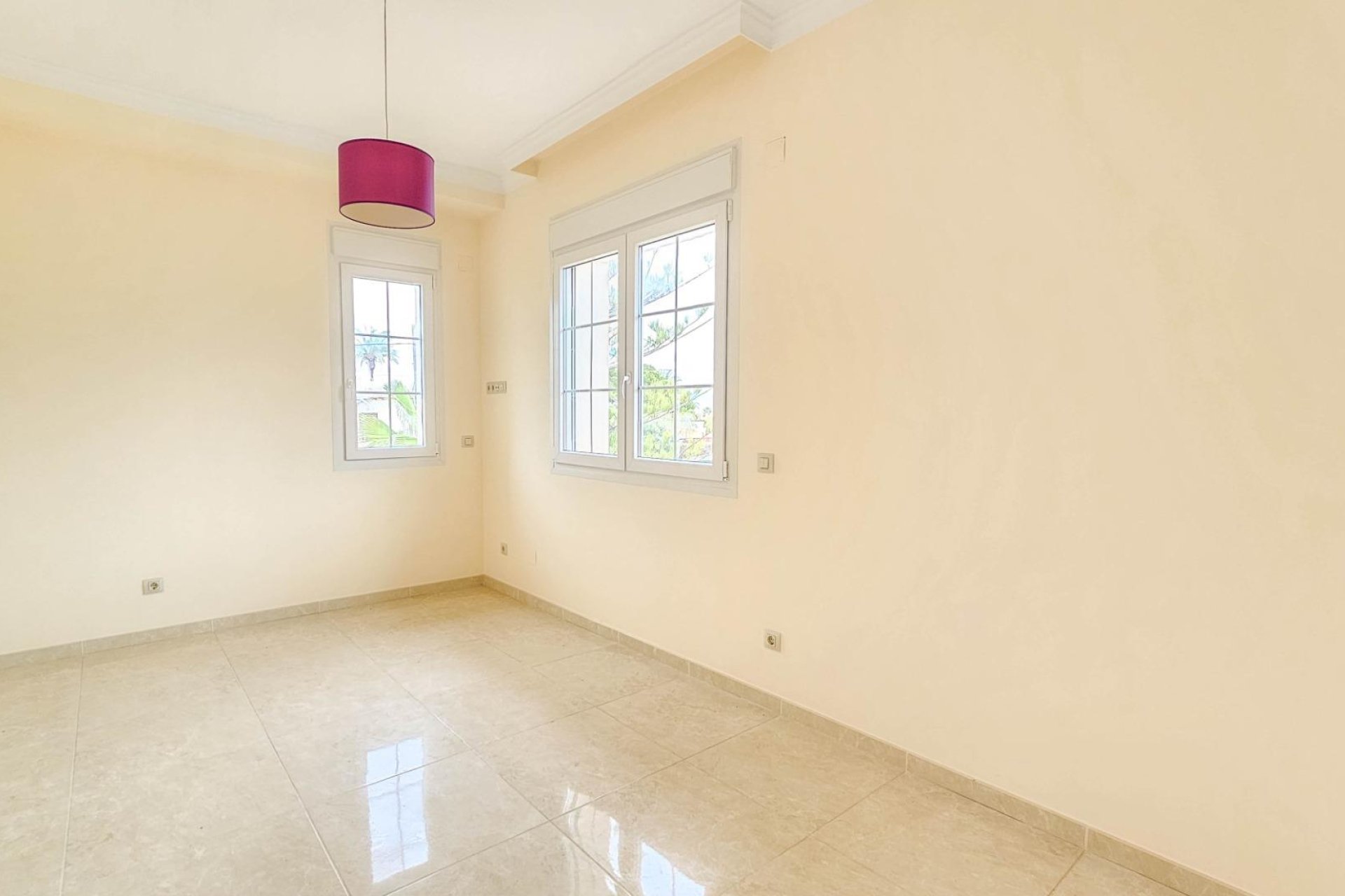 Használt Ingatlanok - Villa -
Cabo Roig