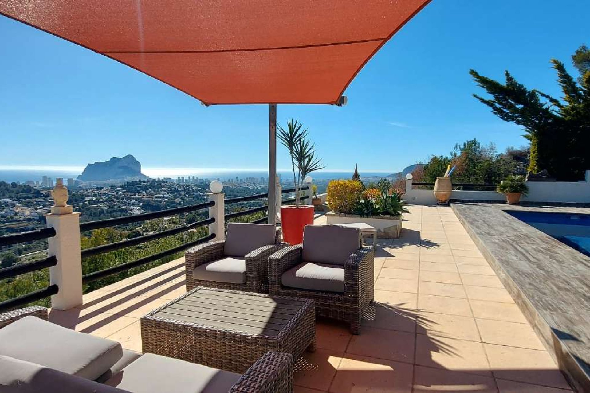 Használt Ingatlanok - Villa -
Calpe - Costa Blanca