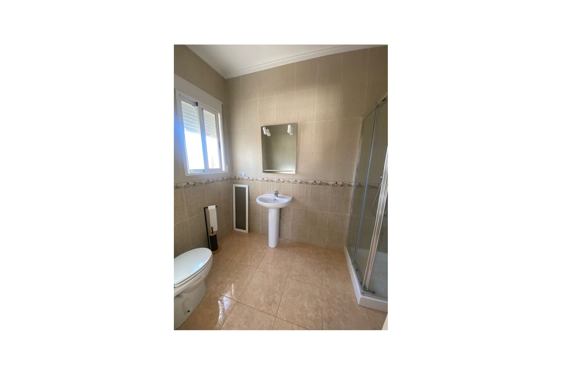 Használt Ingatlanok - Villa -
Catral - Costa Blanca