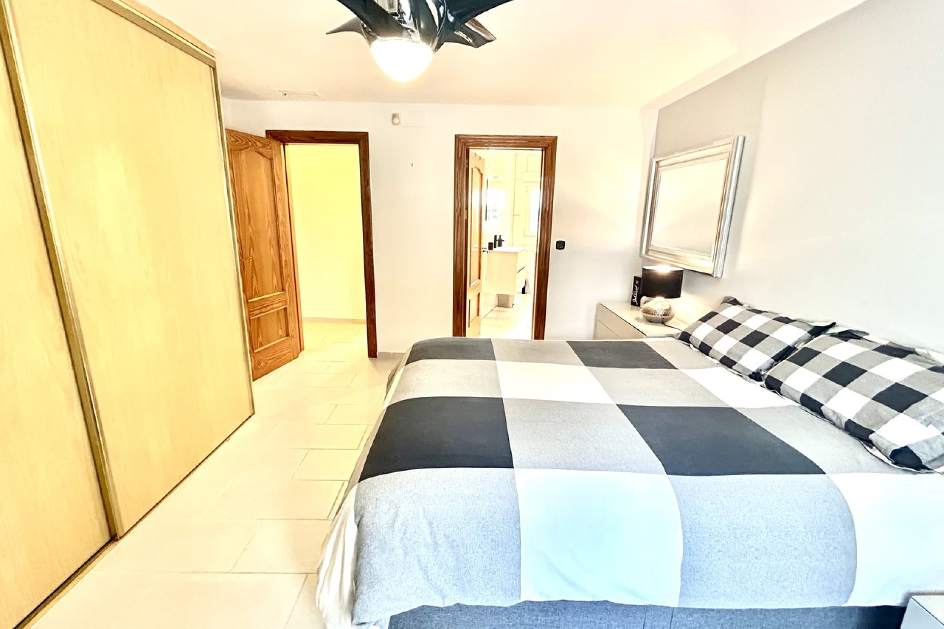Használt Ingatlanok - Villa -
Catral - Costa Blanca