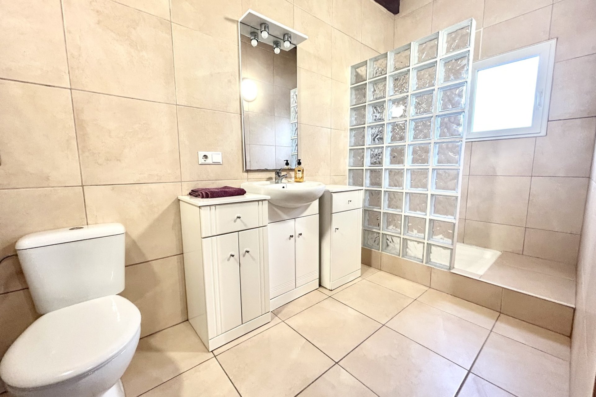 Használt Ingatlanok - Villa -
Catral - Costa Blanca