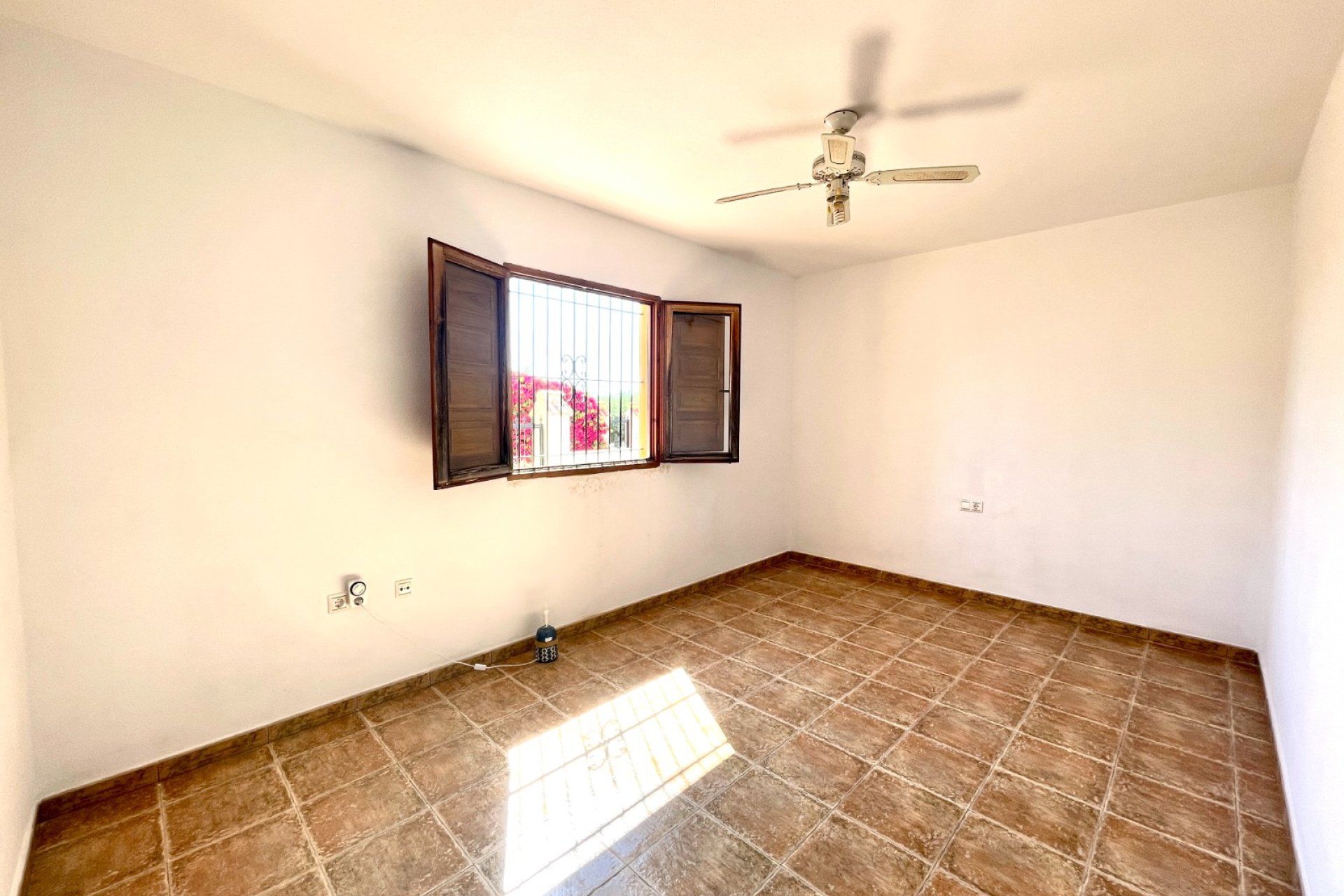 Használt Ingatlanok - Villa -
Catral - Costa Blanca