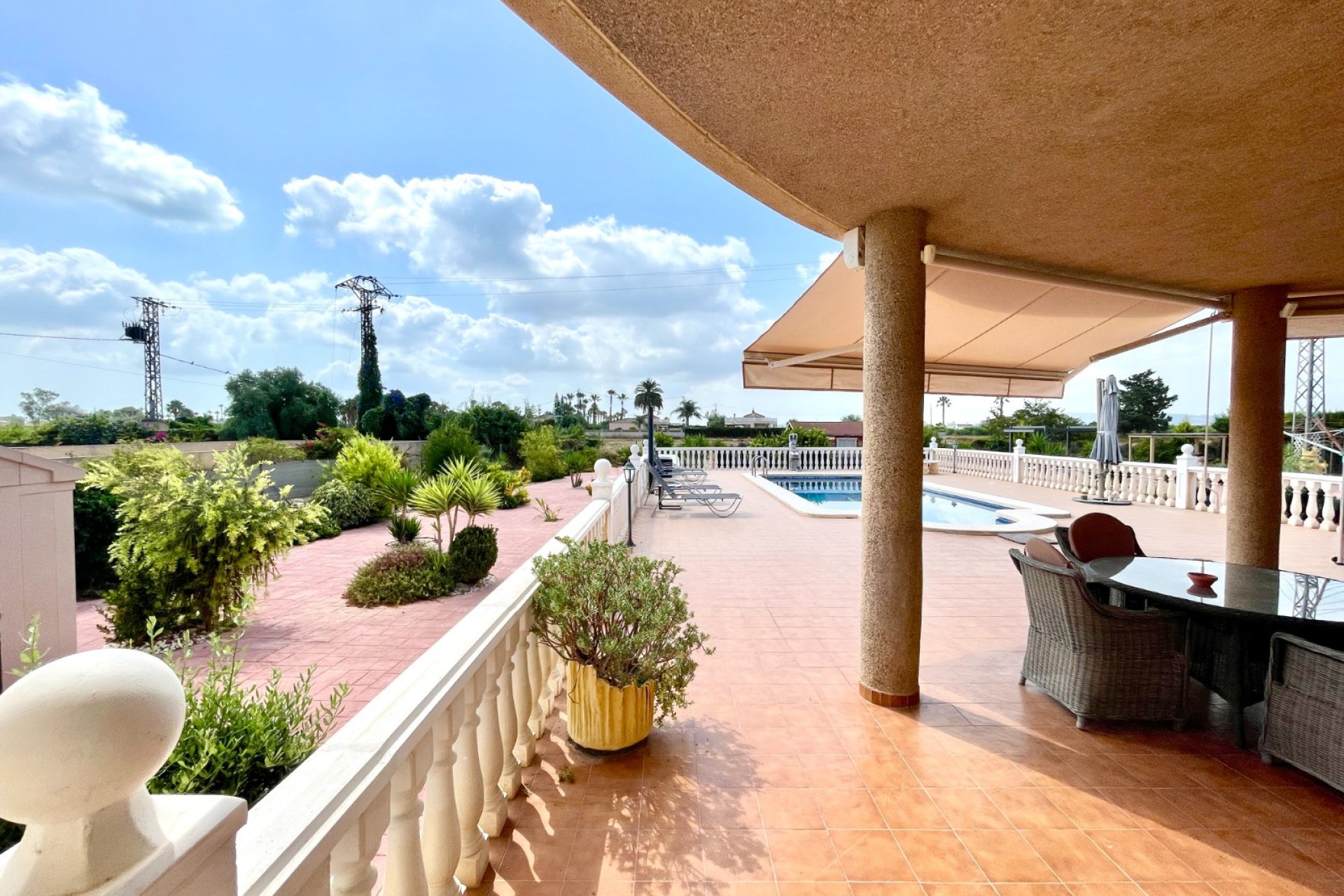 Használt Ingatlanok - Villa -
Catral - Costa Blanca