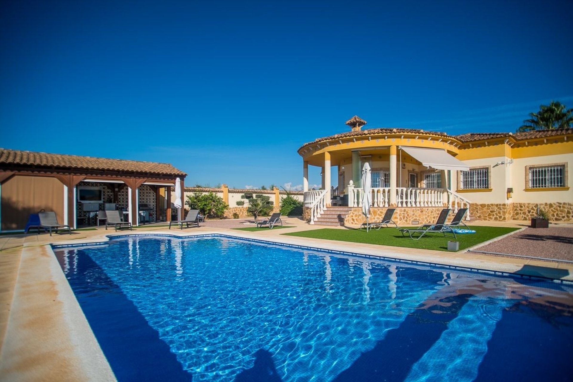Használt Ingatlanok - Villa -
Catral - Costa Blanca