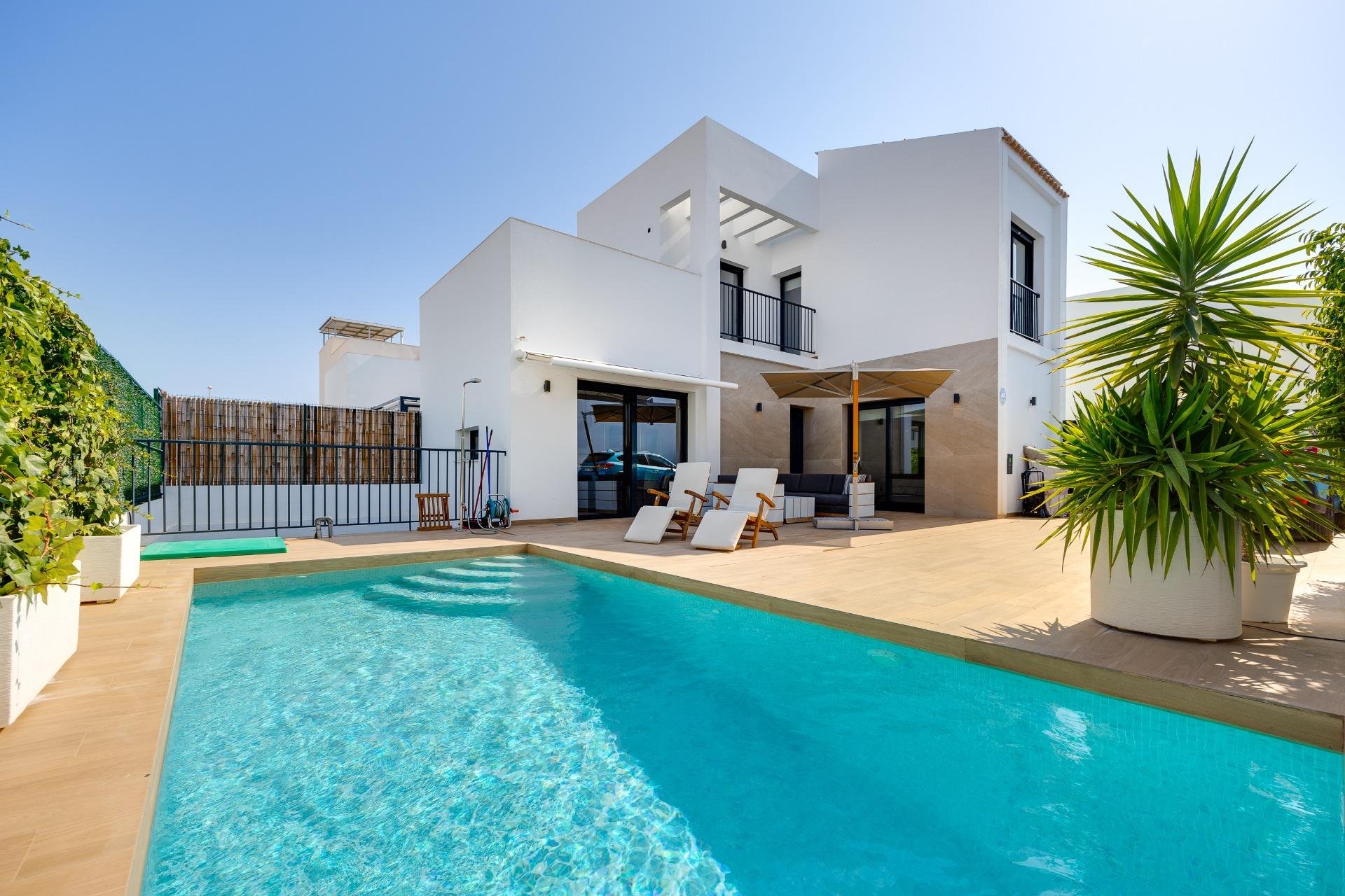 Használt Ingatlanok - Villa -
Ciudad Quesada - Costa Blanca Sur