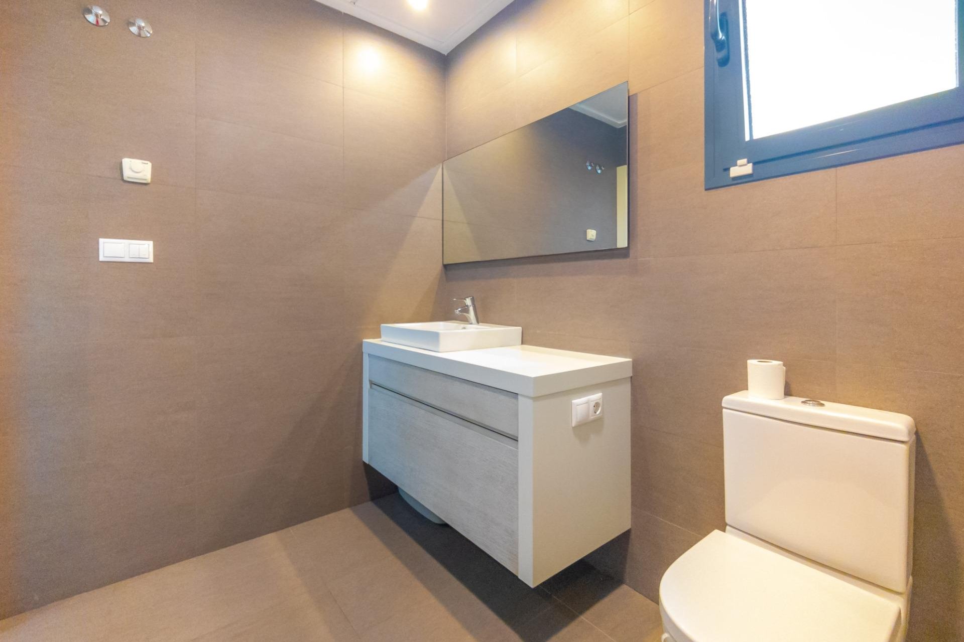 Használt Ingatlanok - Villa -
Ciudad Quesada - Costa Blanca Sur
