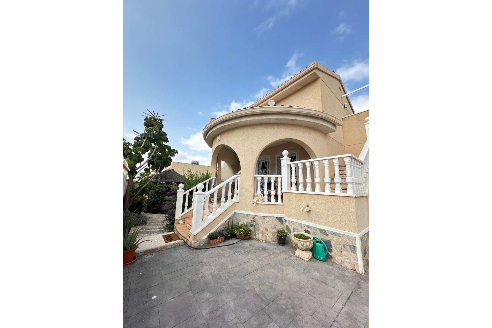 Használt Ingatlanok - Villa -
Ciudad Quesada - Costa Blanca Sur