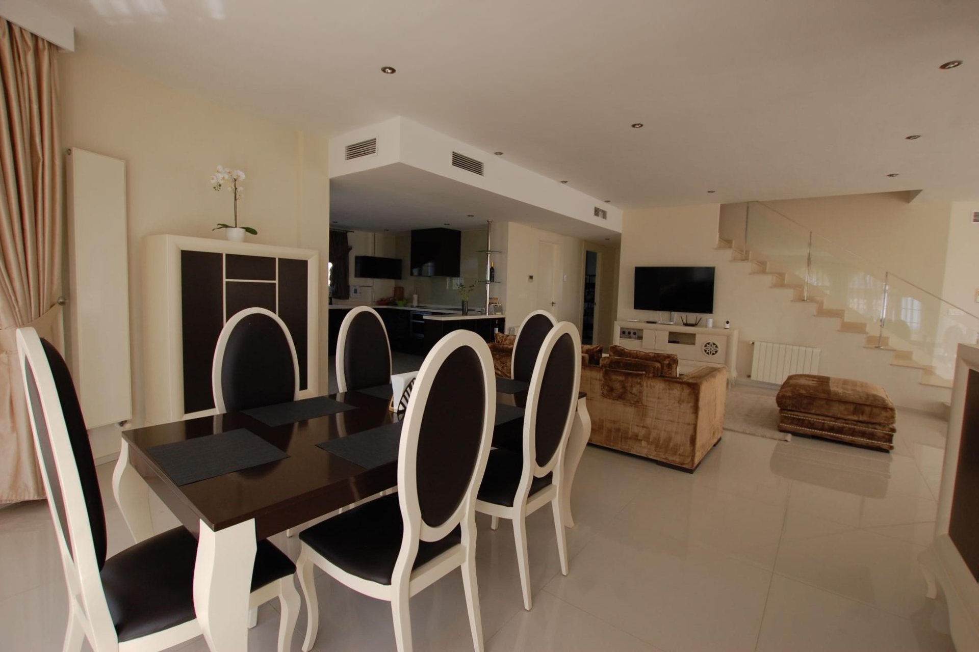 Használt Ingatlanok - Villa -
Ciudad Quesada - Costa Blanca