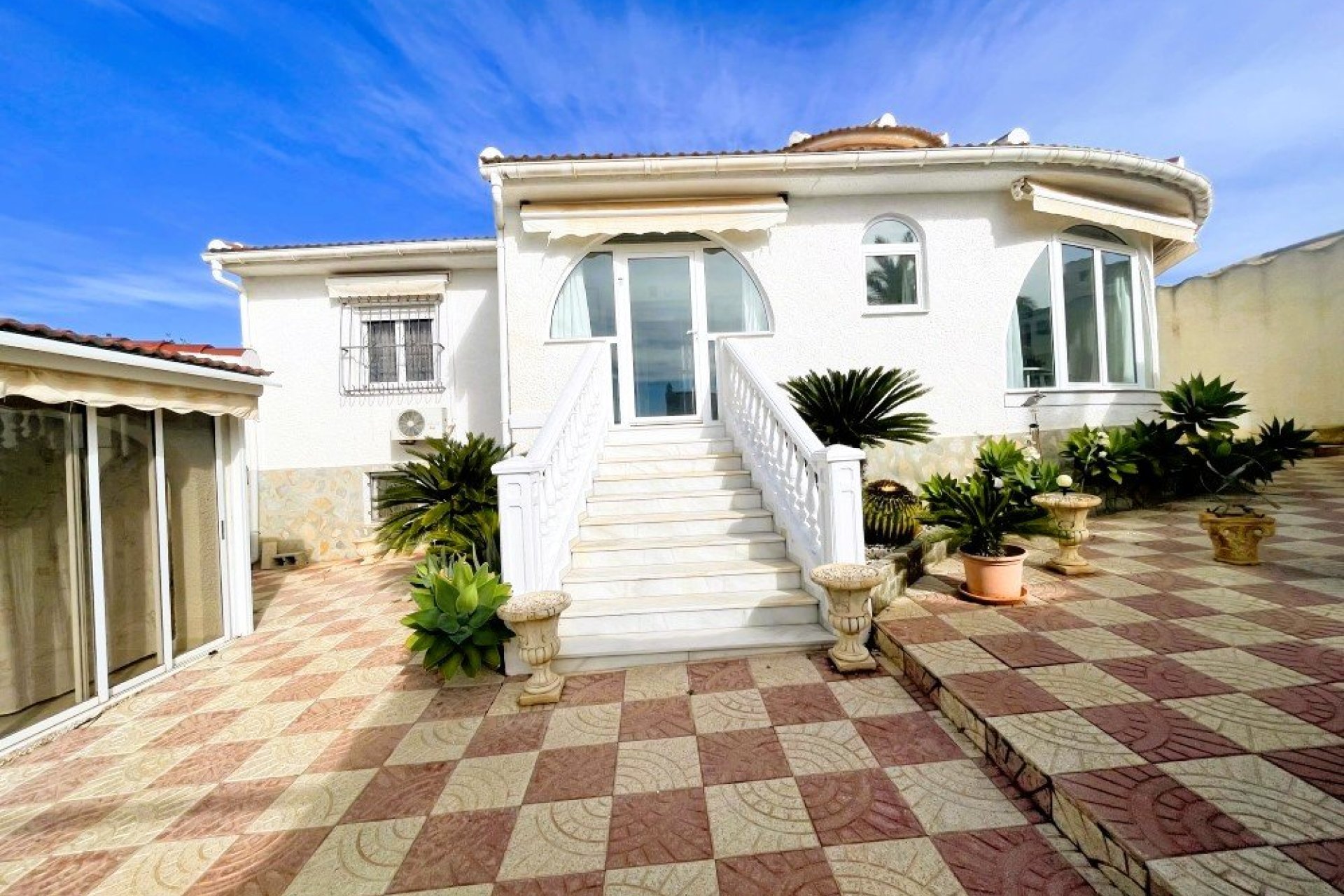 Használt Ingatlanok - Villa -
Ciudad Quesada - Costa Blanca