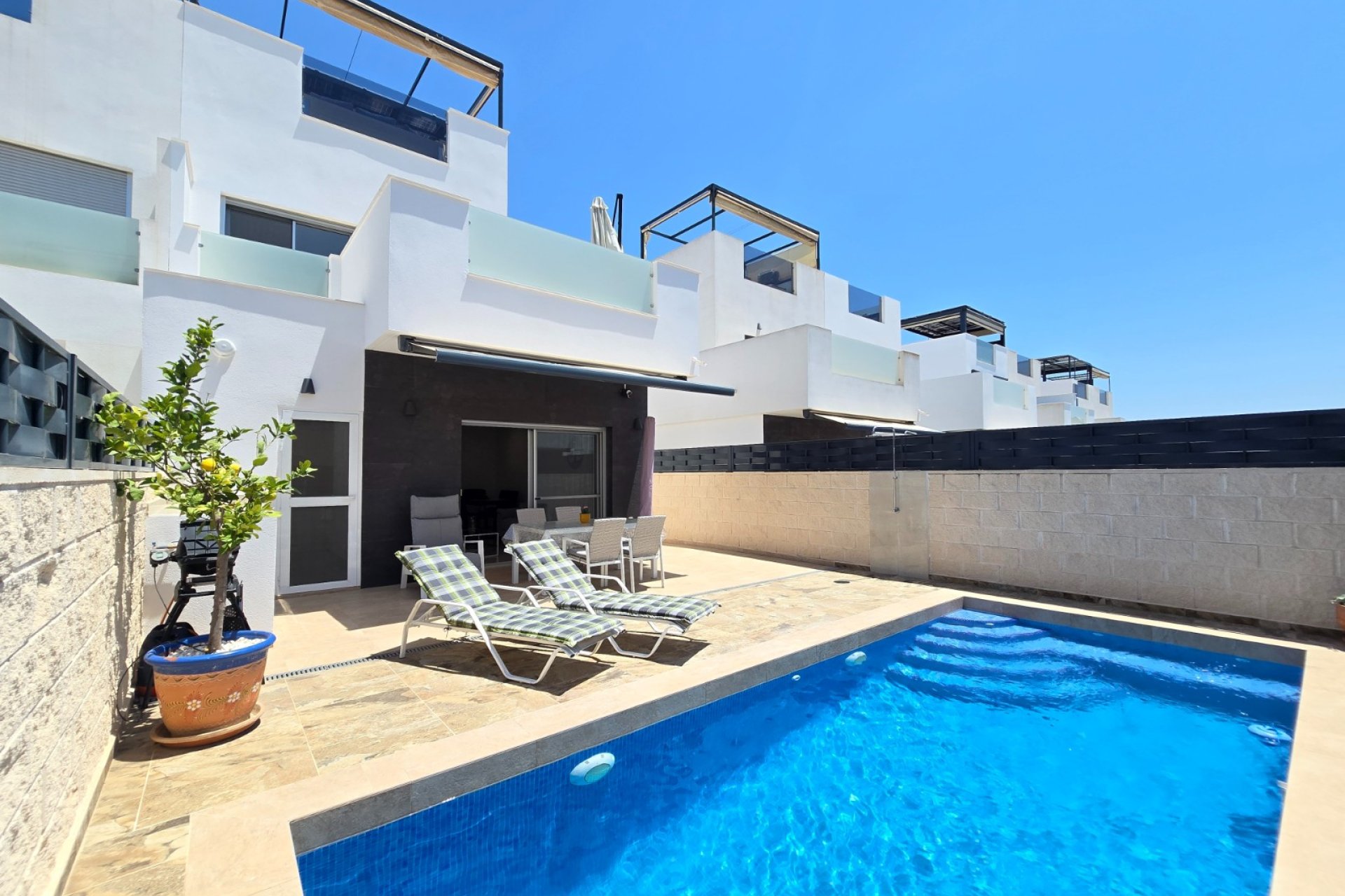 Használt Ingatlanok - Villa -
Ciudad Quesada - Costa Blanca