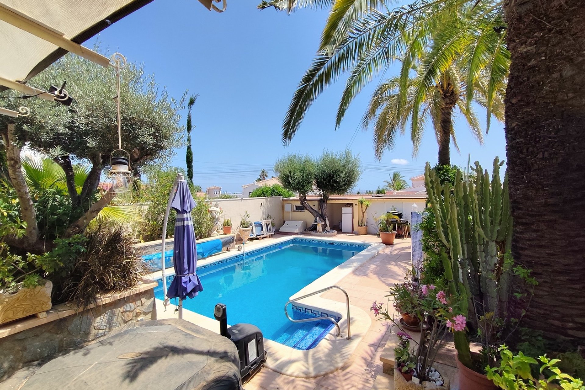 Használt Ingatlanok - Villa -
Ciudad Quesada - Costa Blanca
