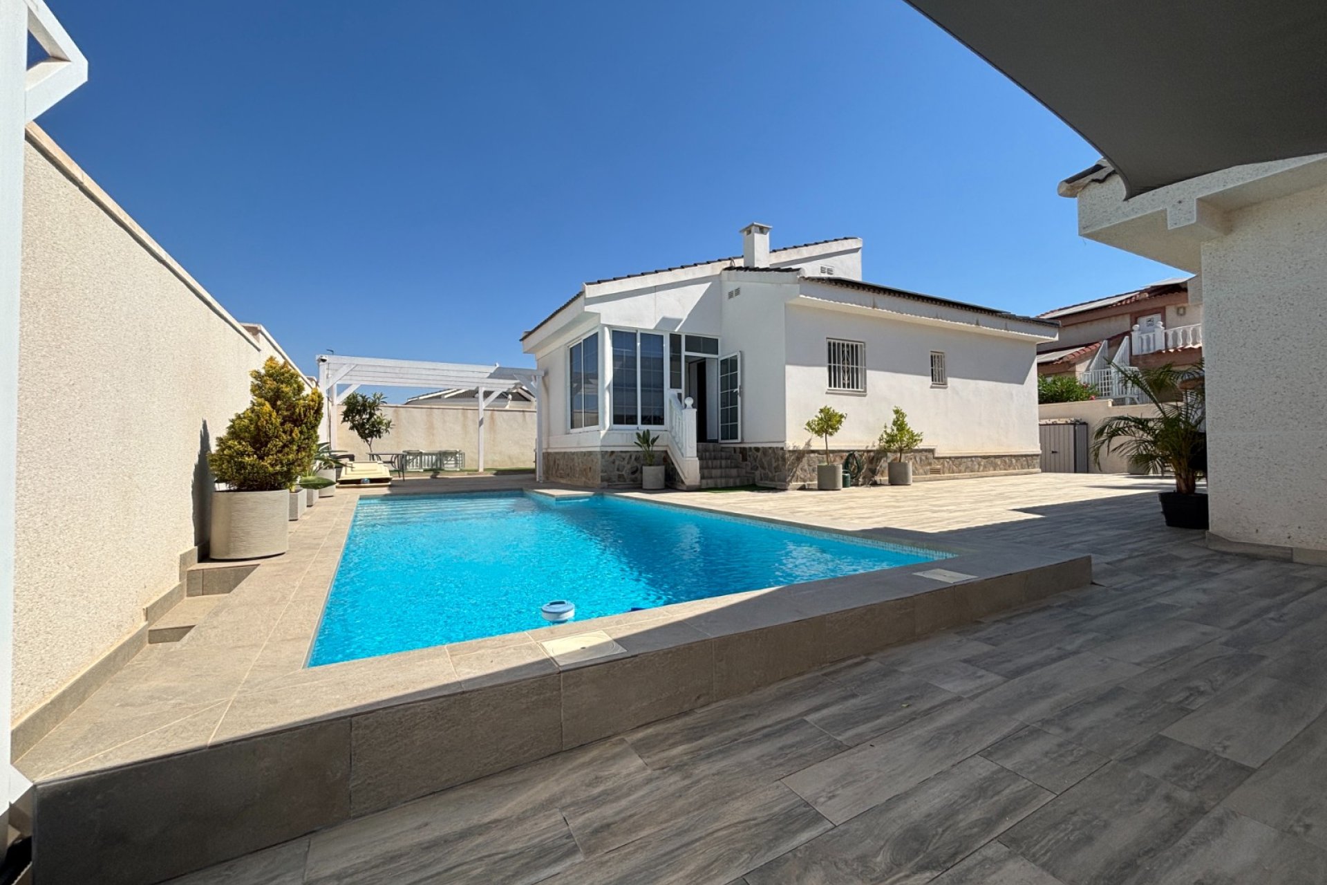 Használt Ingatlanok - Villa -
Ciudad Quesada - Costa Blanca