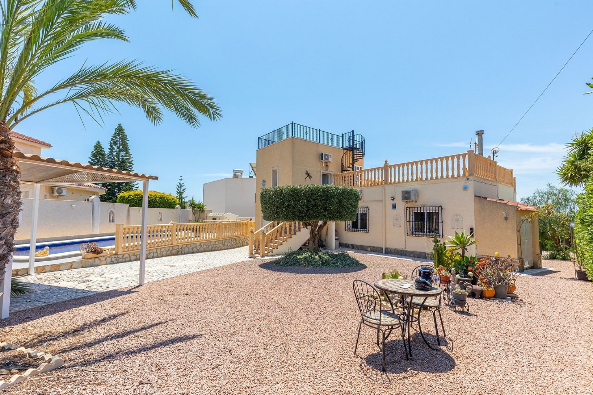 Használt Ingatlanok - Villa -
Ciudad Quesada - Costa Blanca