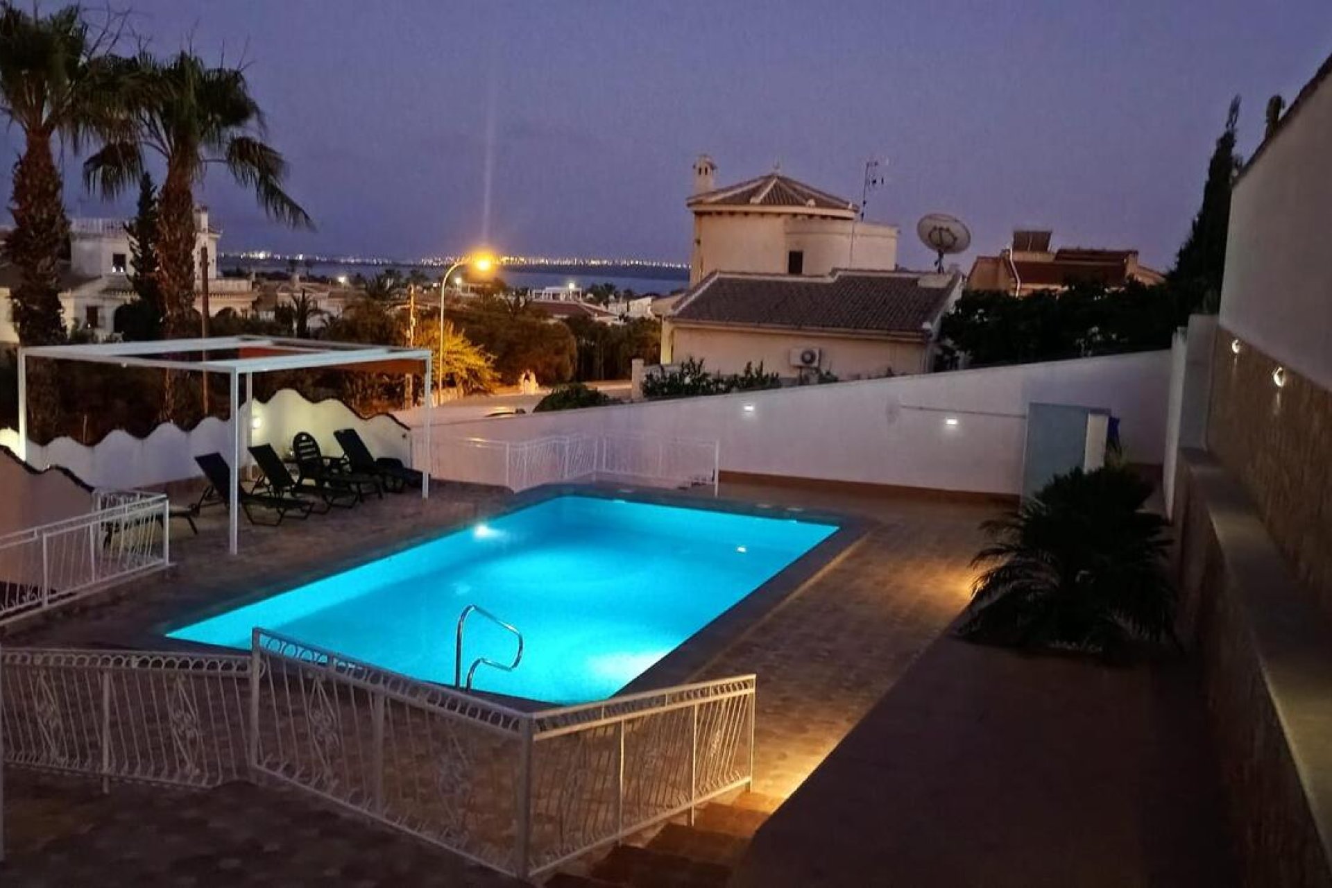 Használt Ingatlanok - Villa -
Ciudad Quesada - Costa Blanca