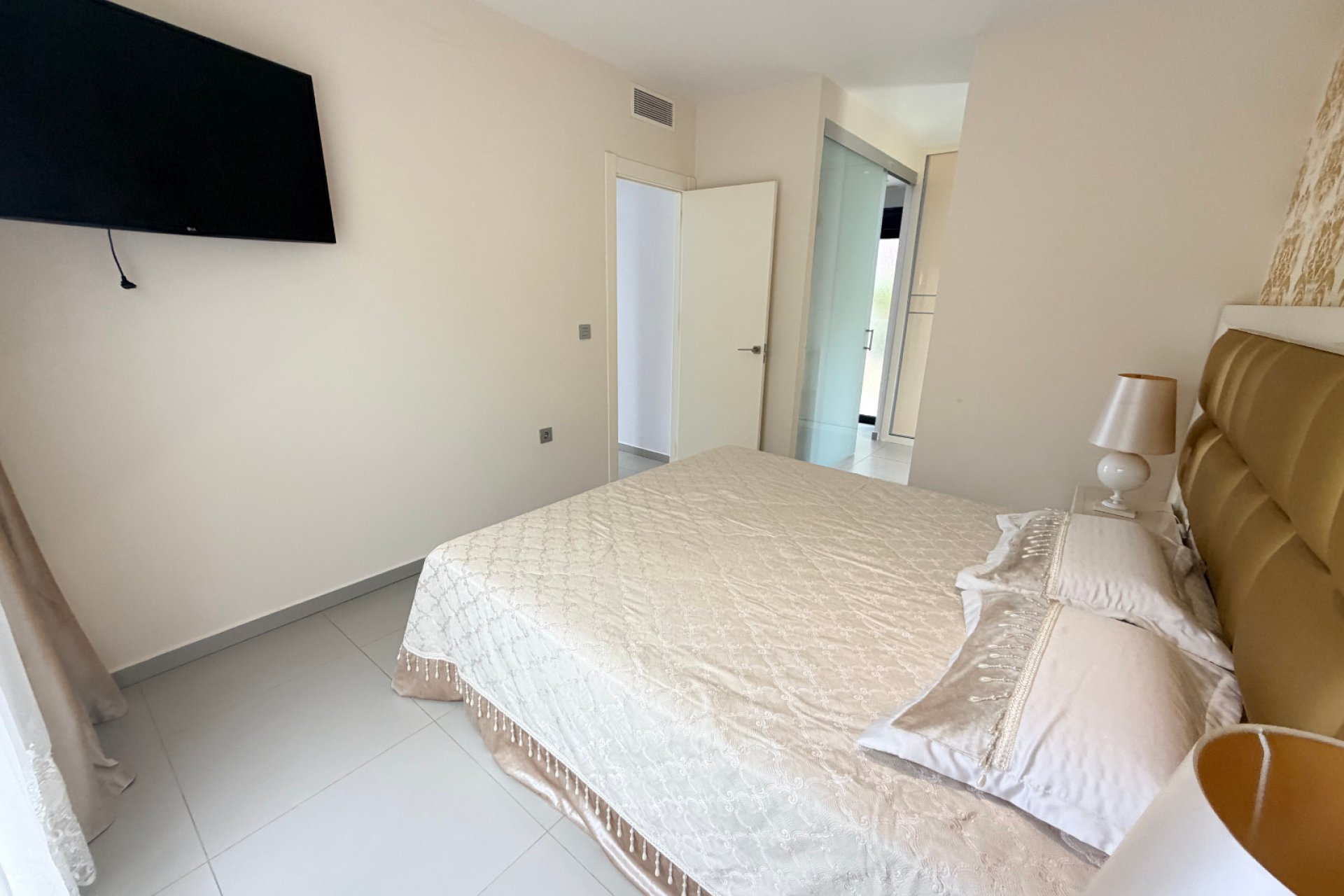Használt Ingatlanok - Villa -
Ciudad Quesada - Costa Blanca